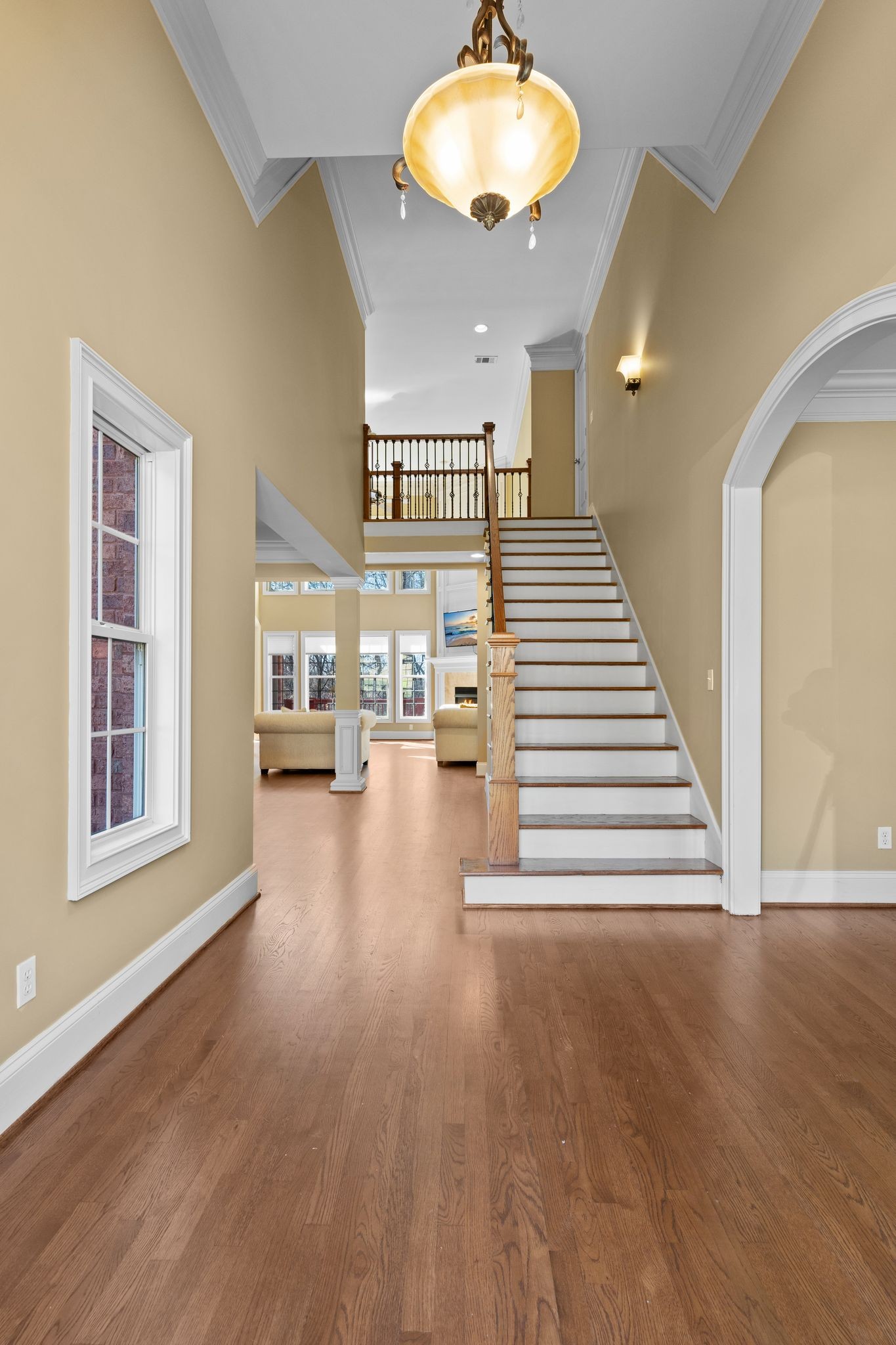 6016 Woodland Hills Dr