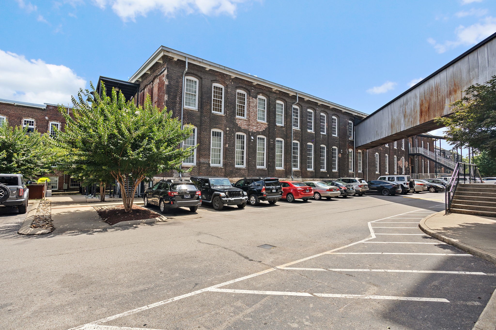 1350 Rosa L Parks Blvd Unit: 255