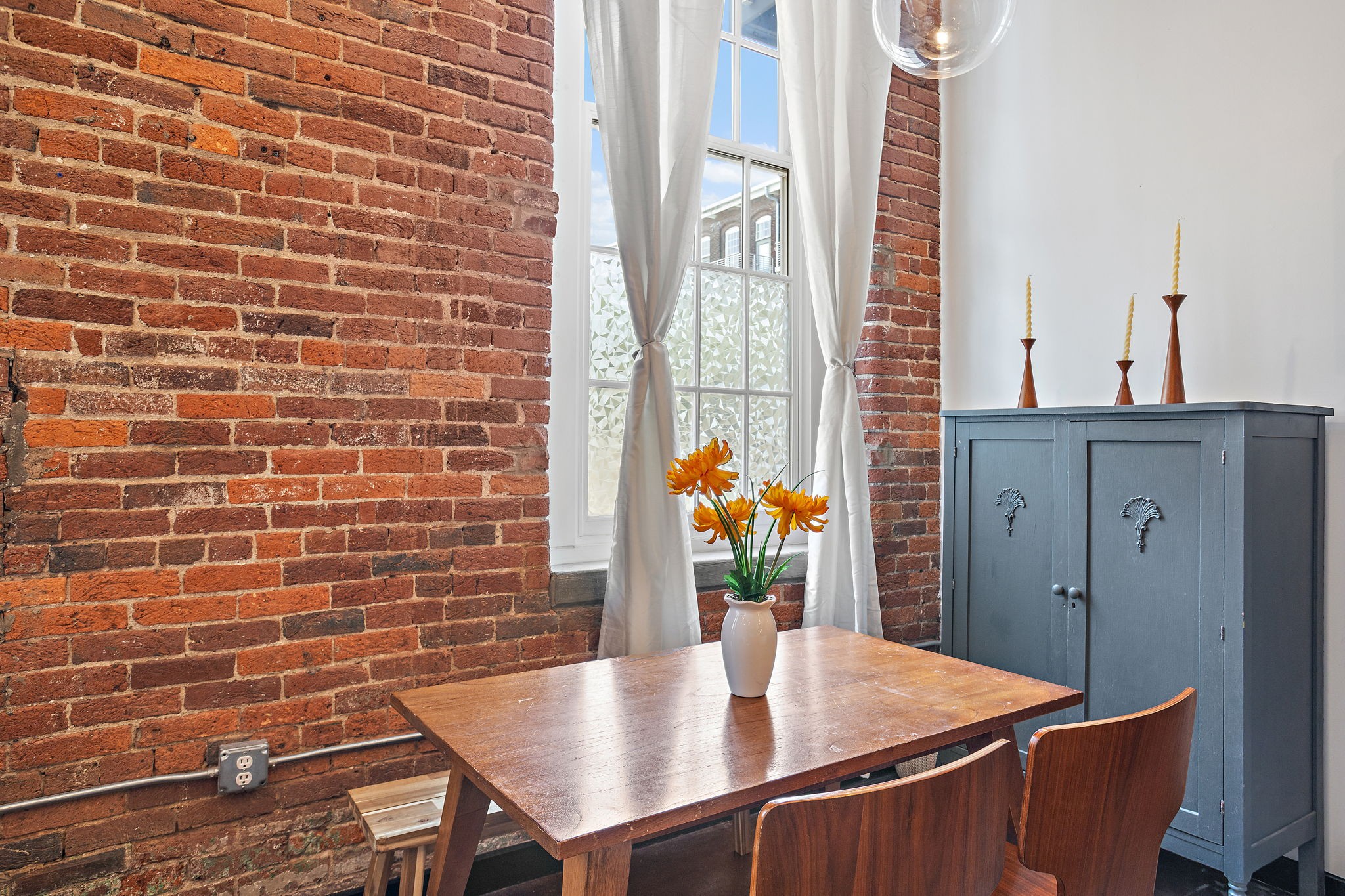 1350 Rosa L Parks Blvd Unit: 255