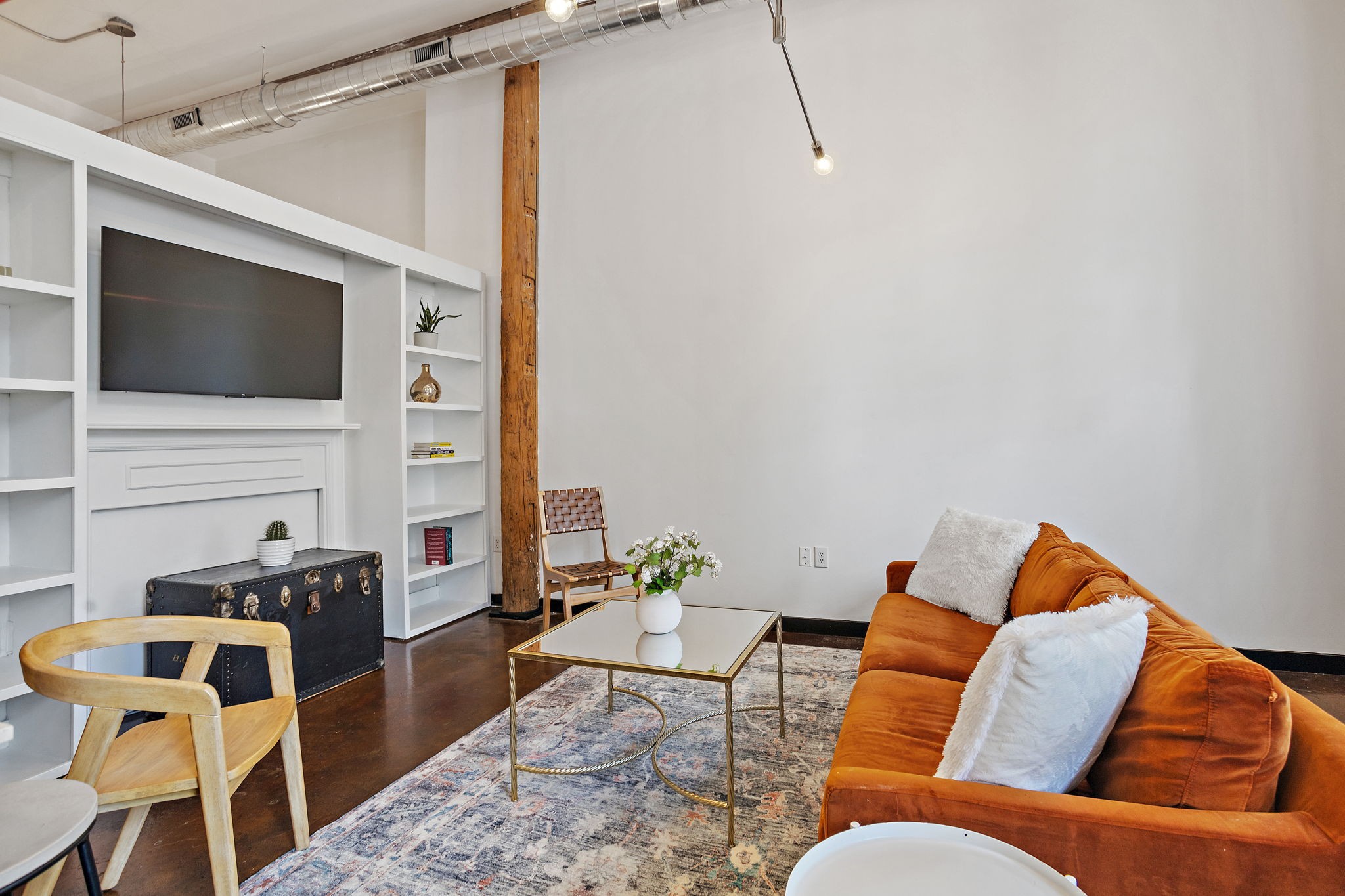 1350 Rosa L Parks Blvd Unit: 255