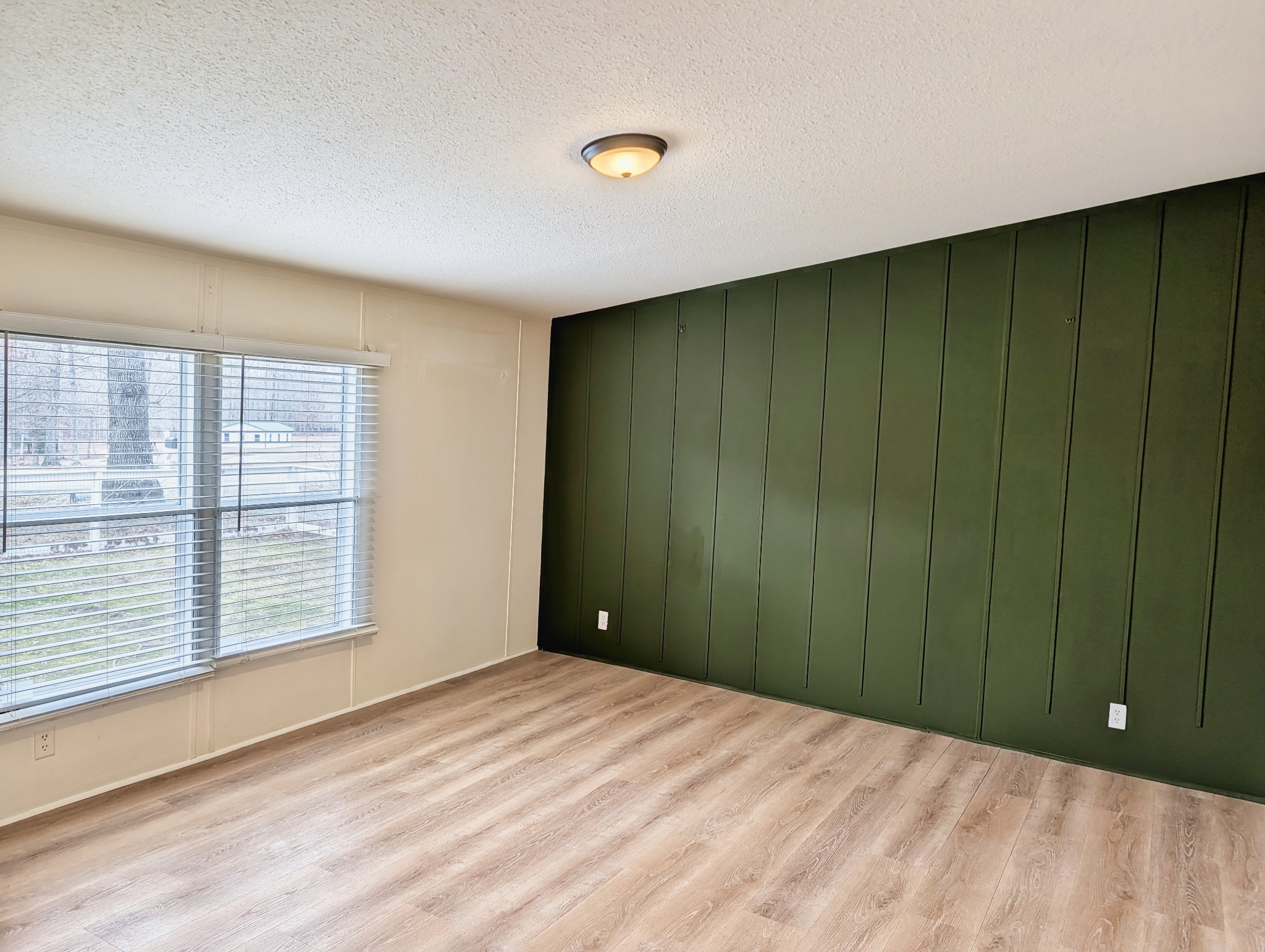 5674 Bending Chestnut Rd