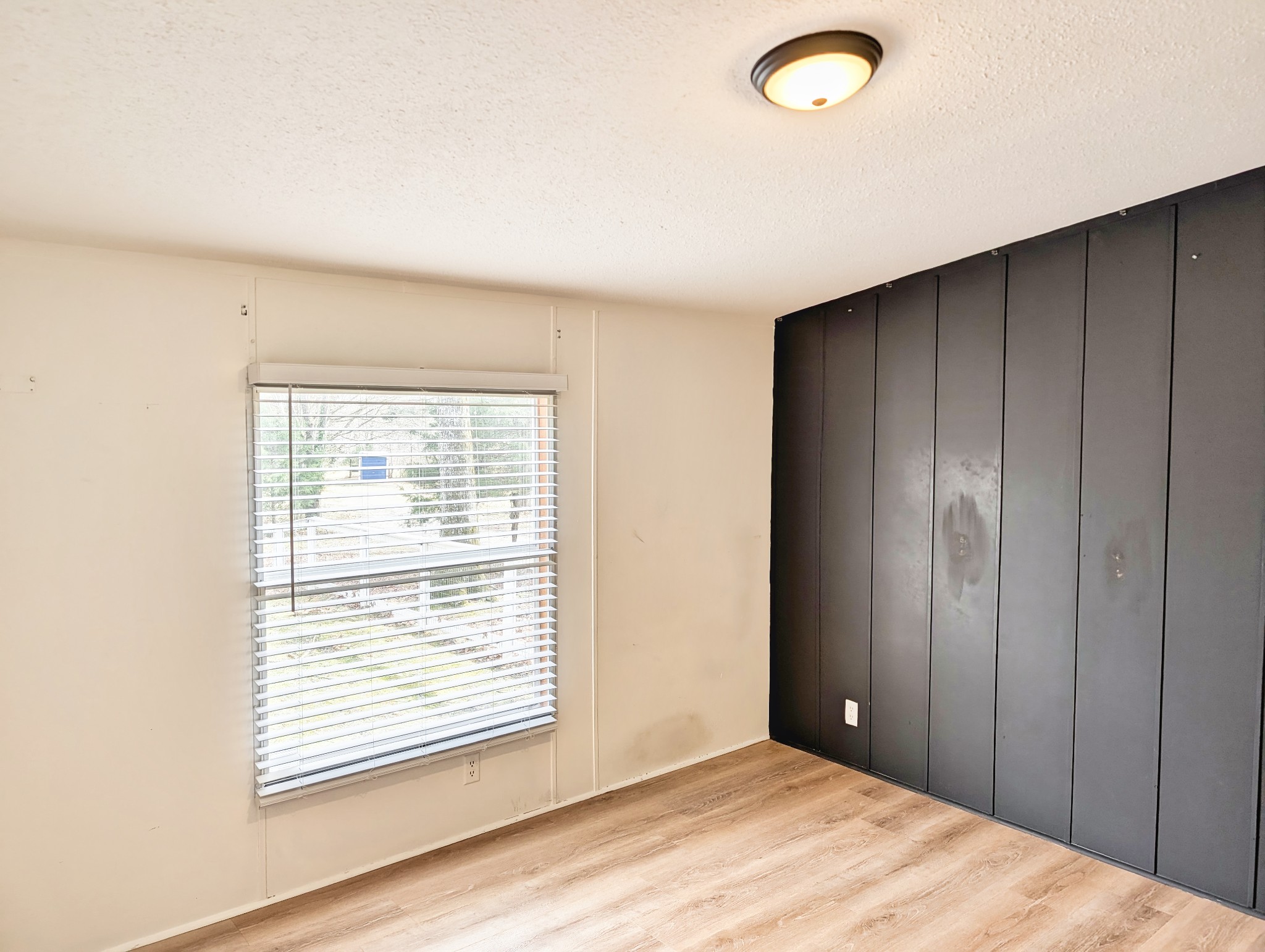 5674 Bending Chestnut Rd