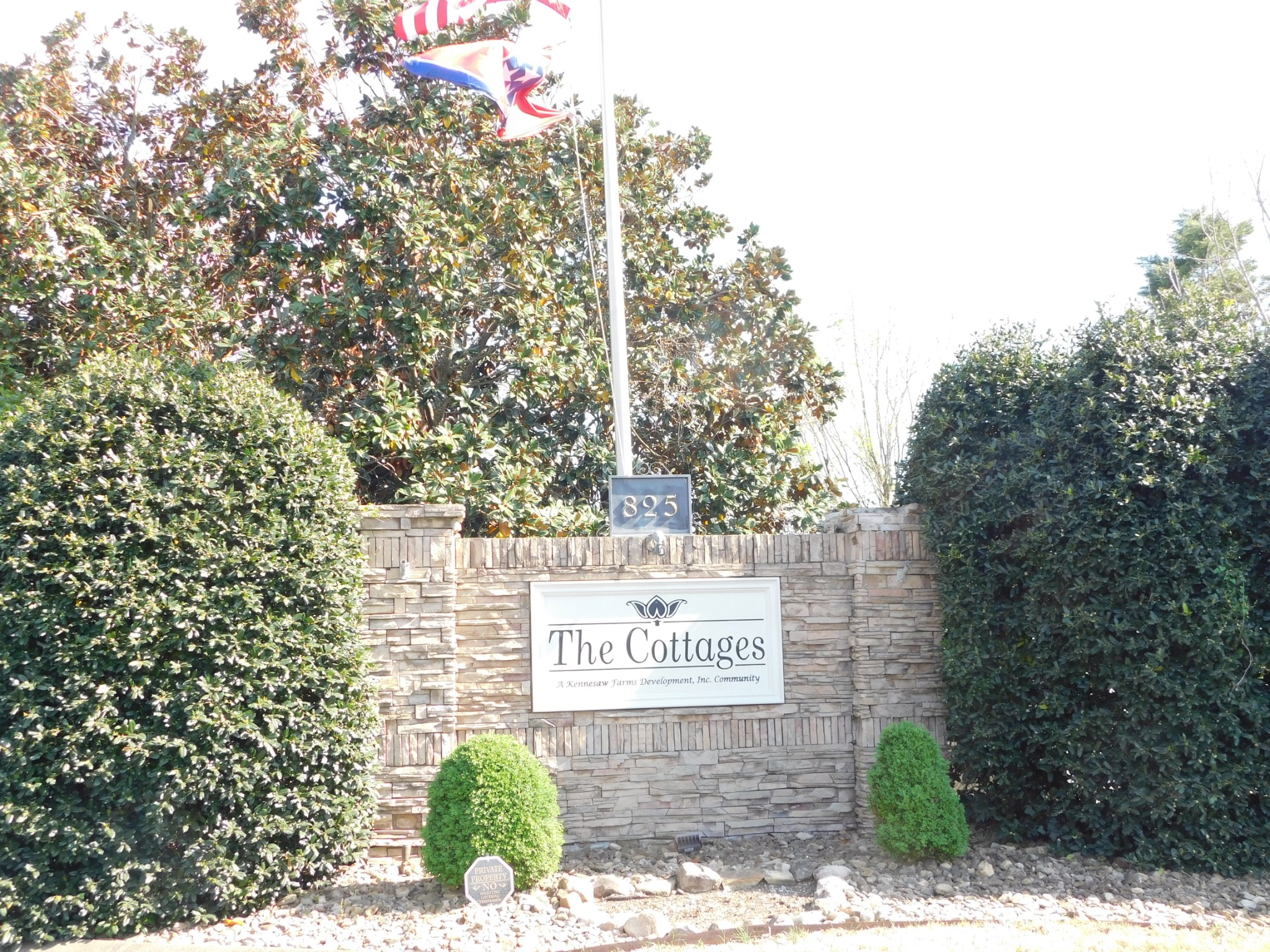 825 Browns Ln Unit: #1404