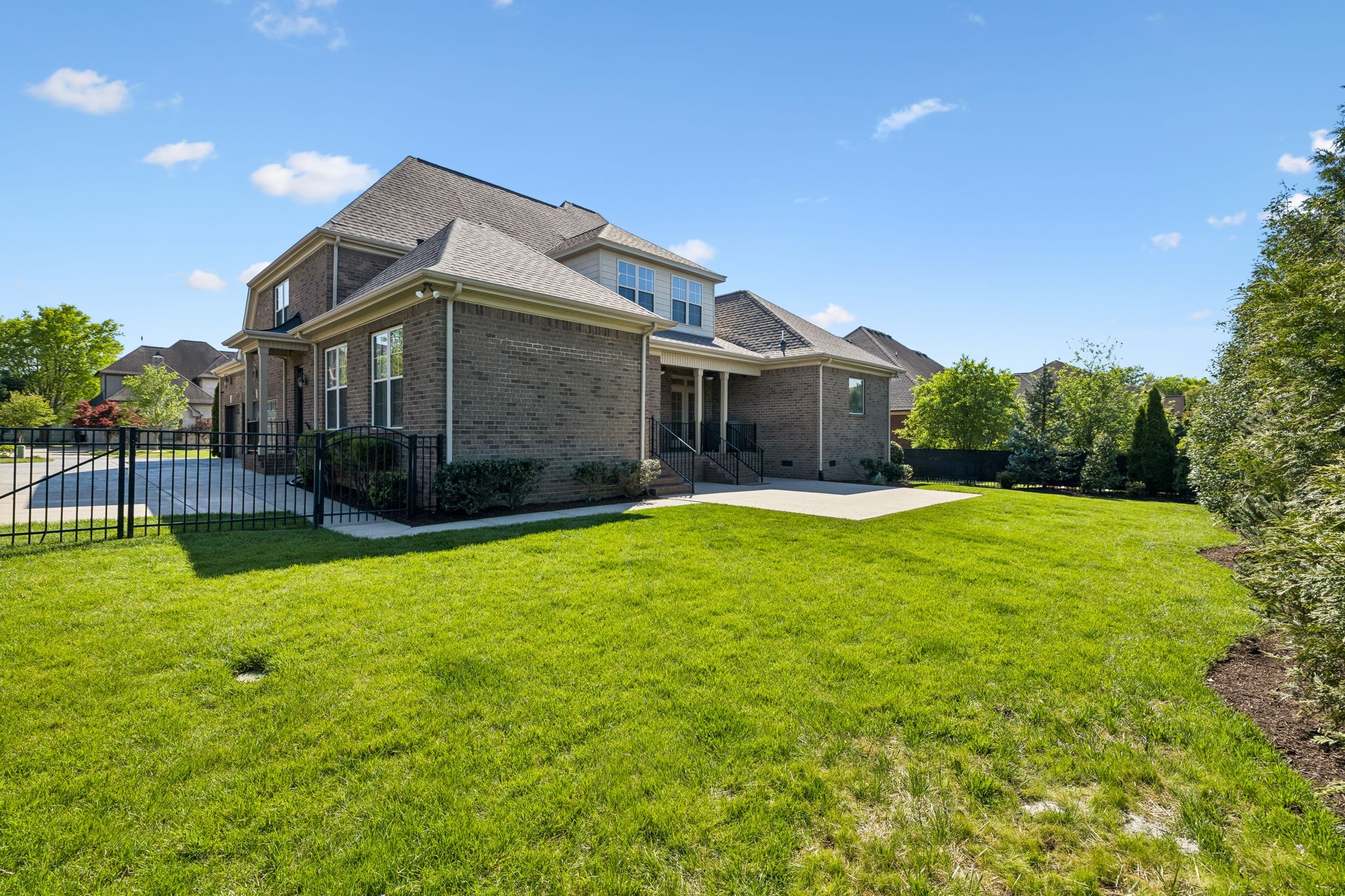 621 Gardenia Way