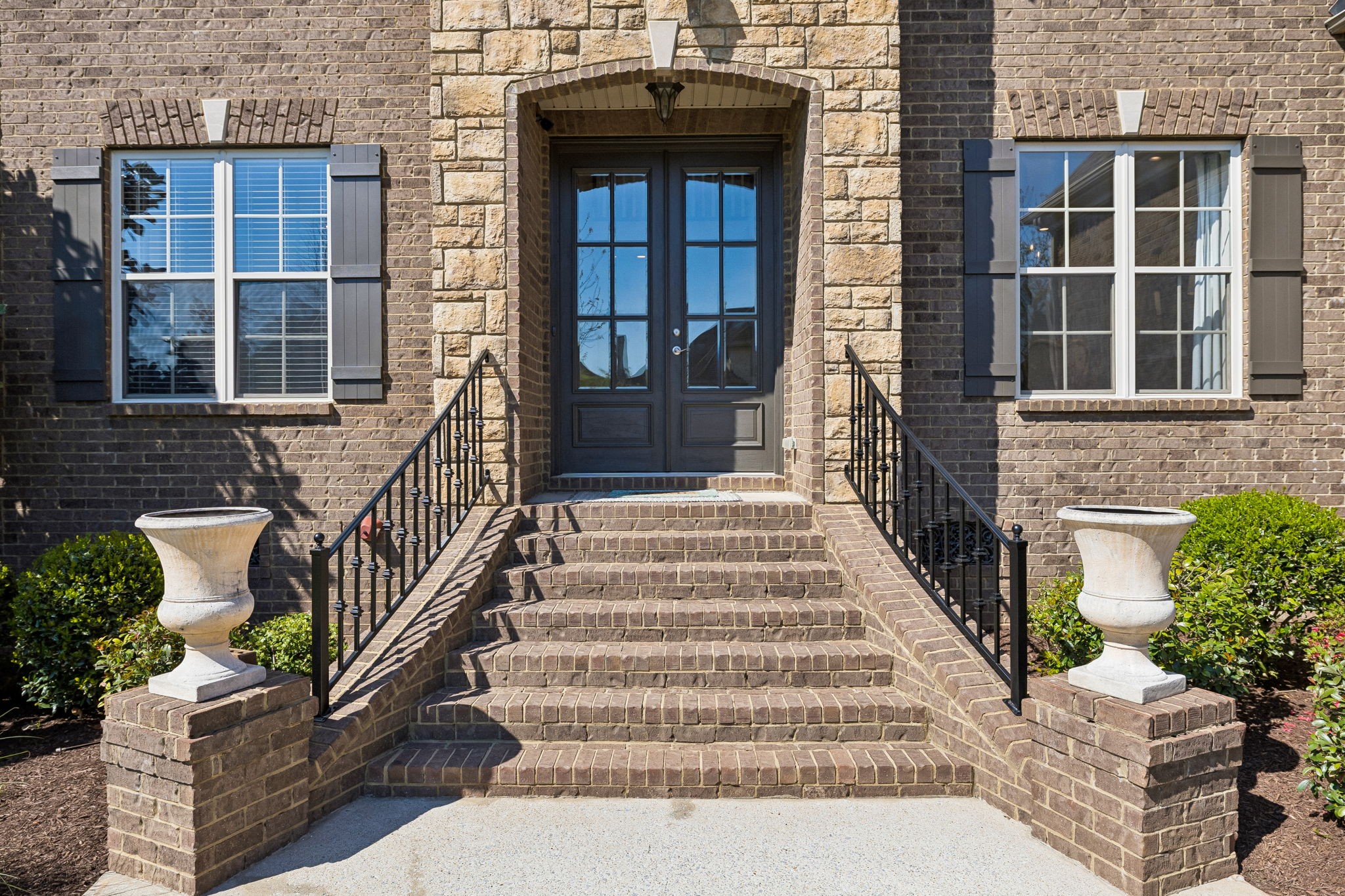 621 Gardenia Way
