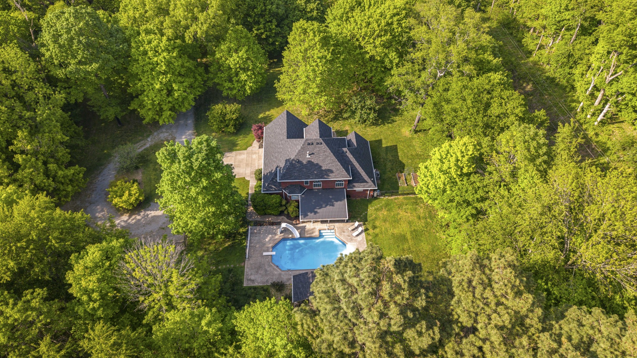 4575 Yates Rd