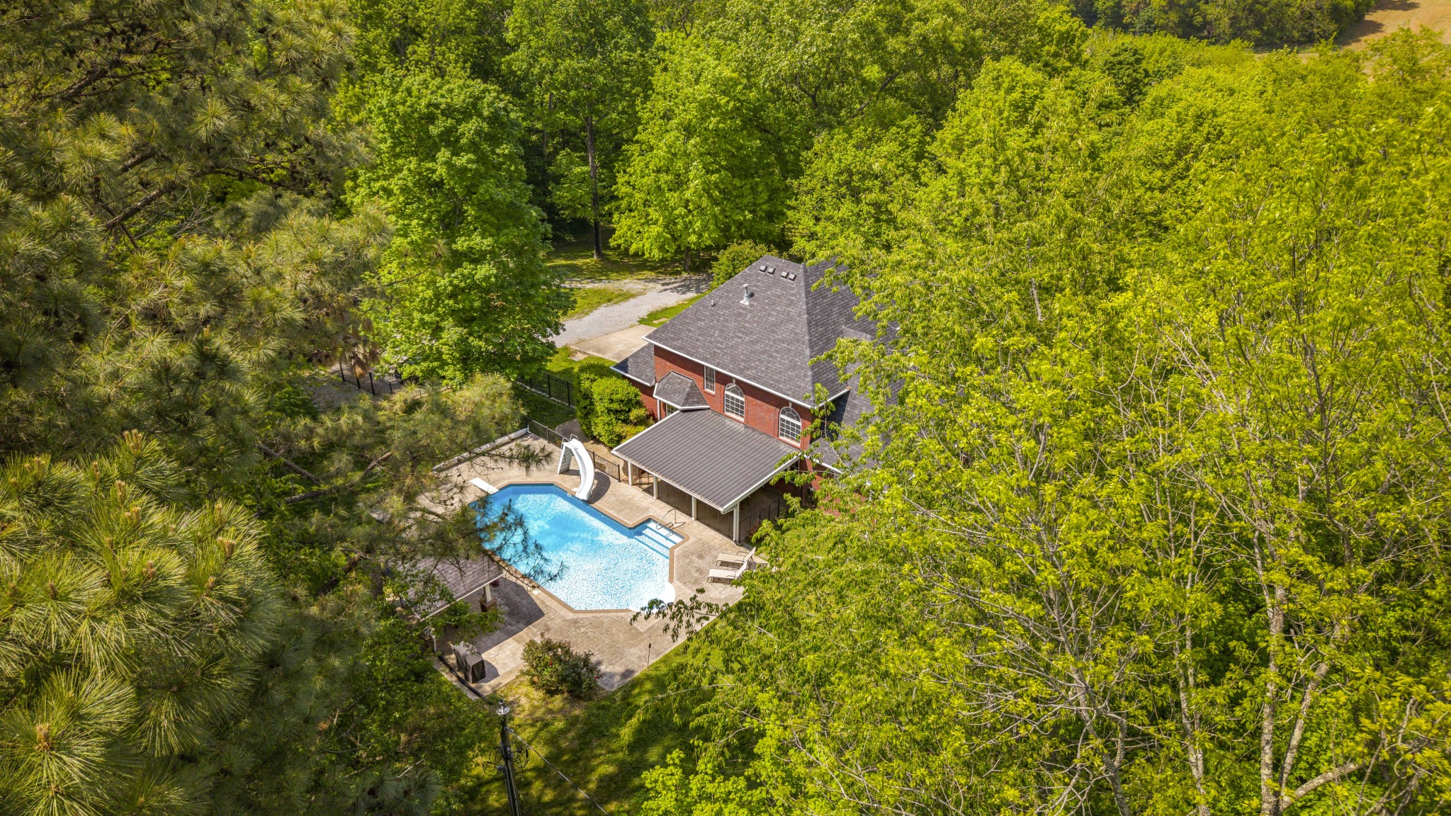 4575 Yates Rd