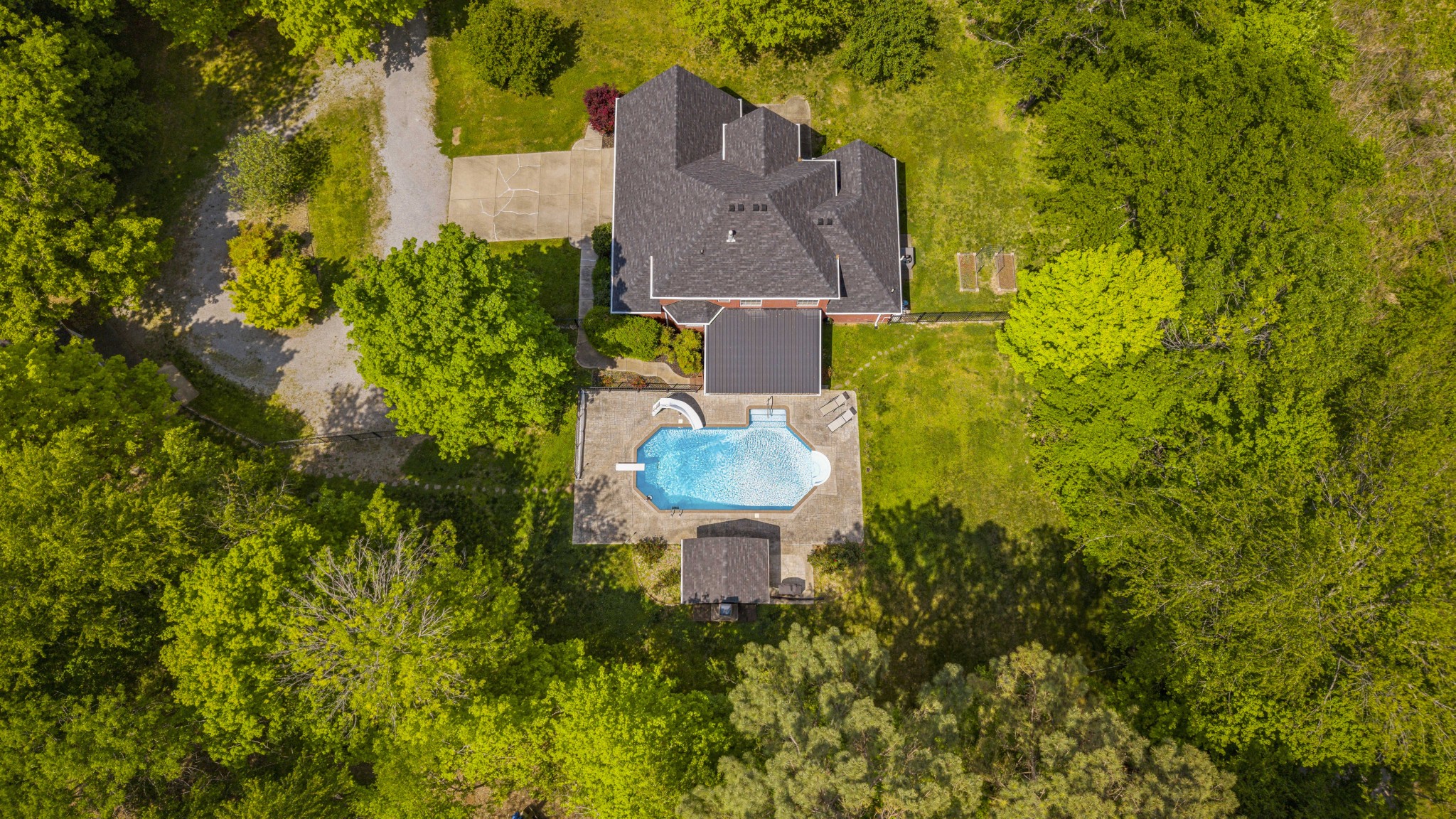 4575 Yates Rd