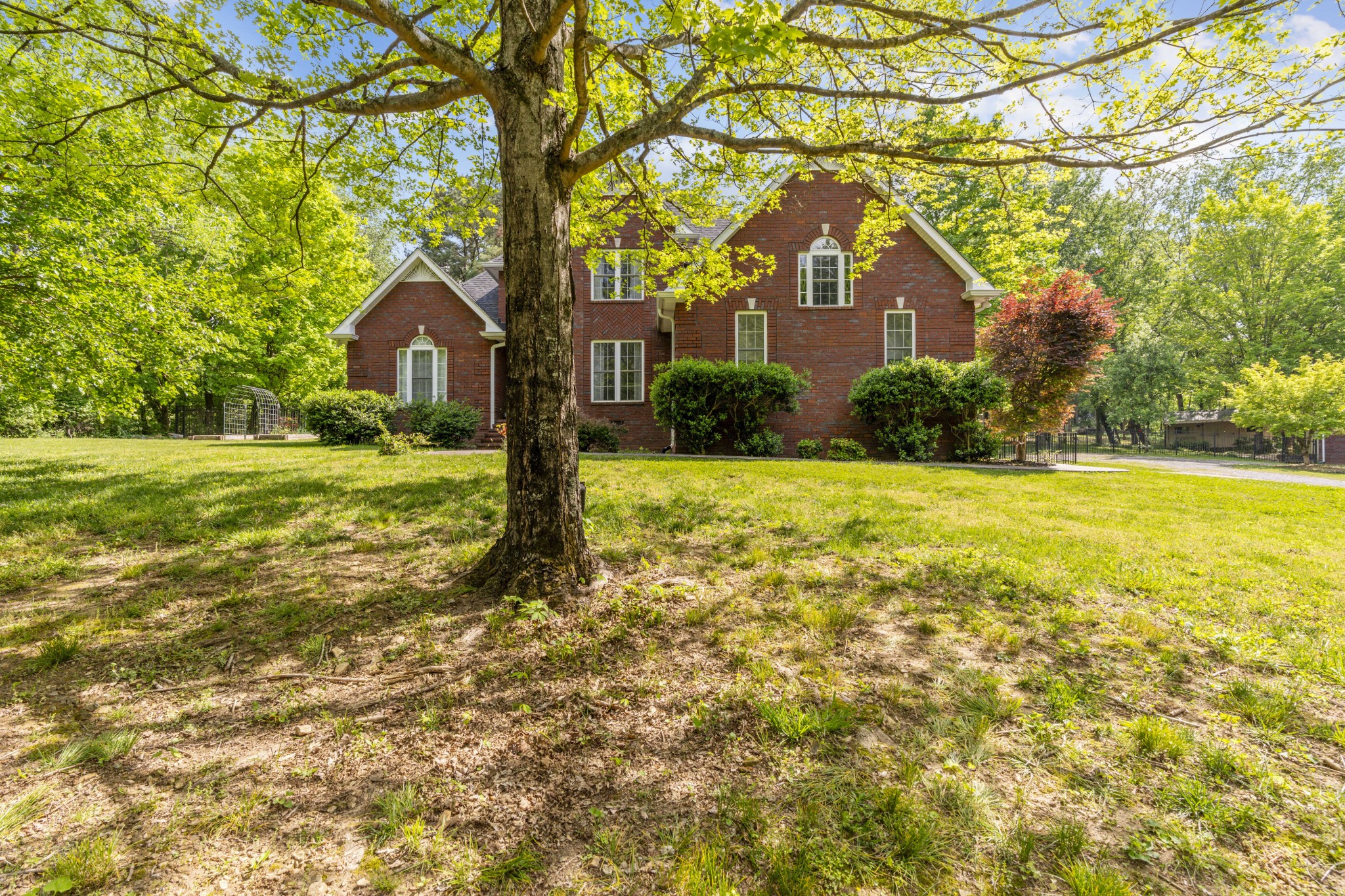 4575 Yates Rd