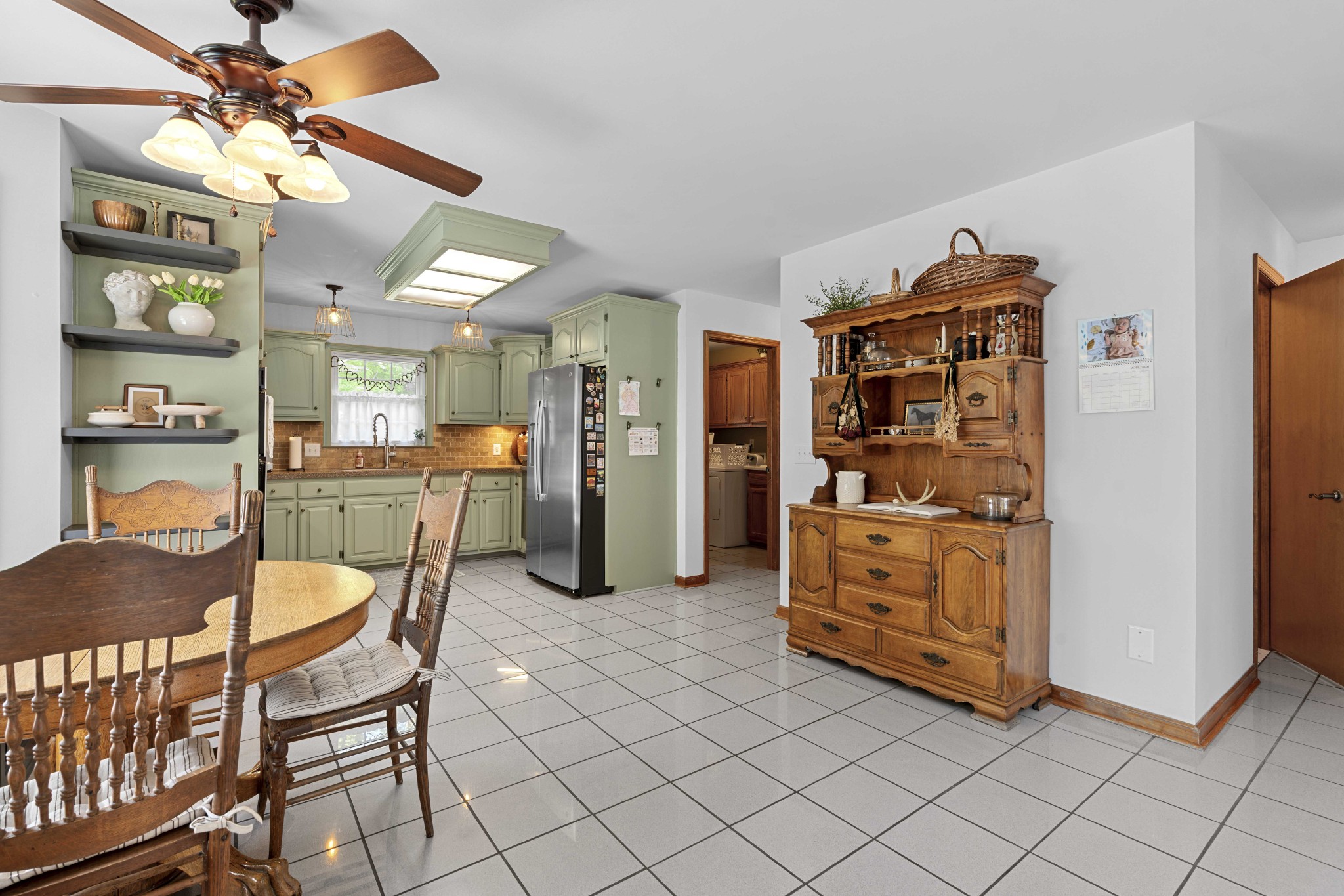 4575 Yates Rd