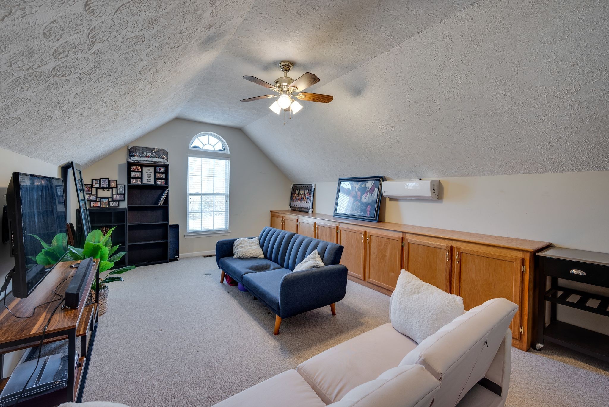 6944 Sunnywood Dr