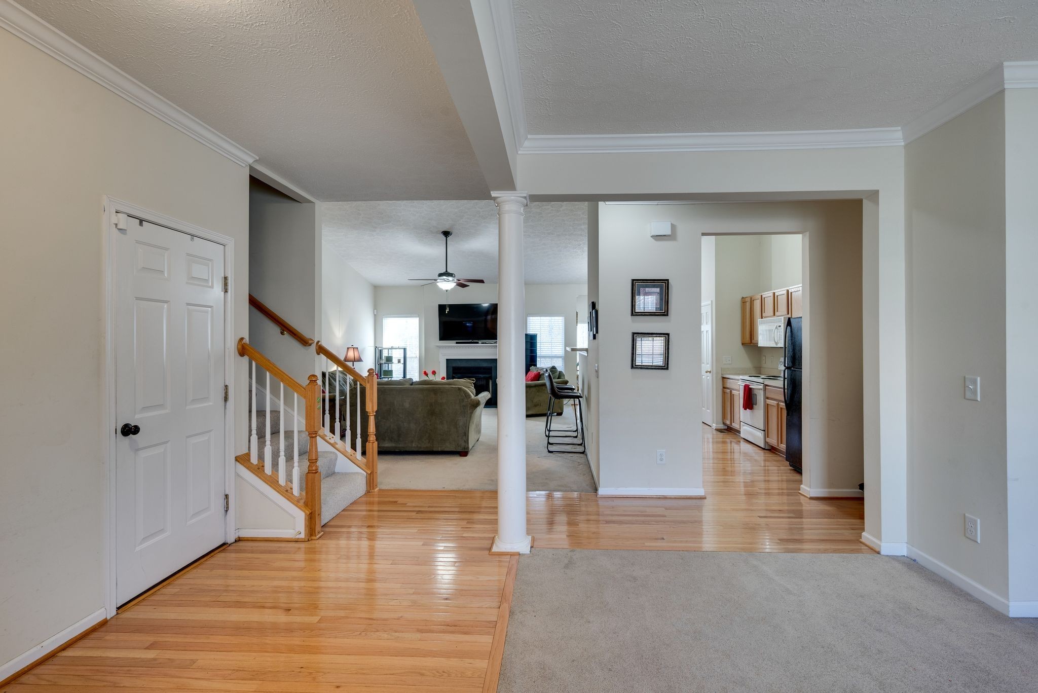 6944 Sunnywood Dr