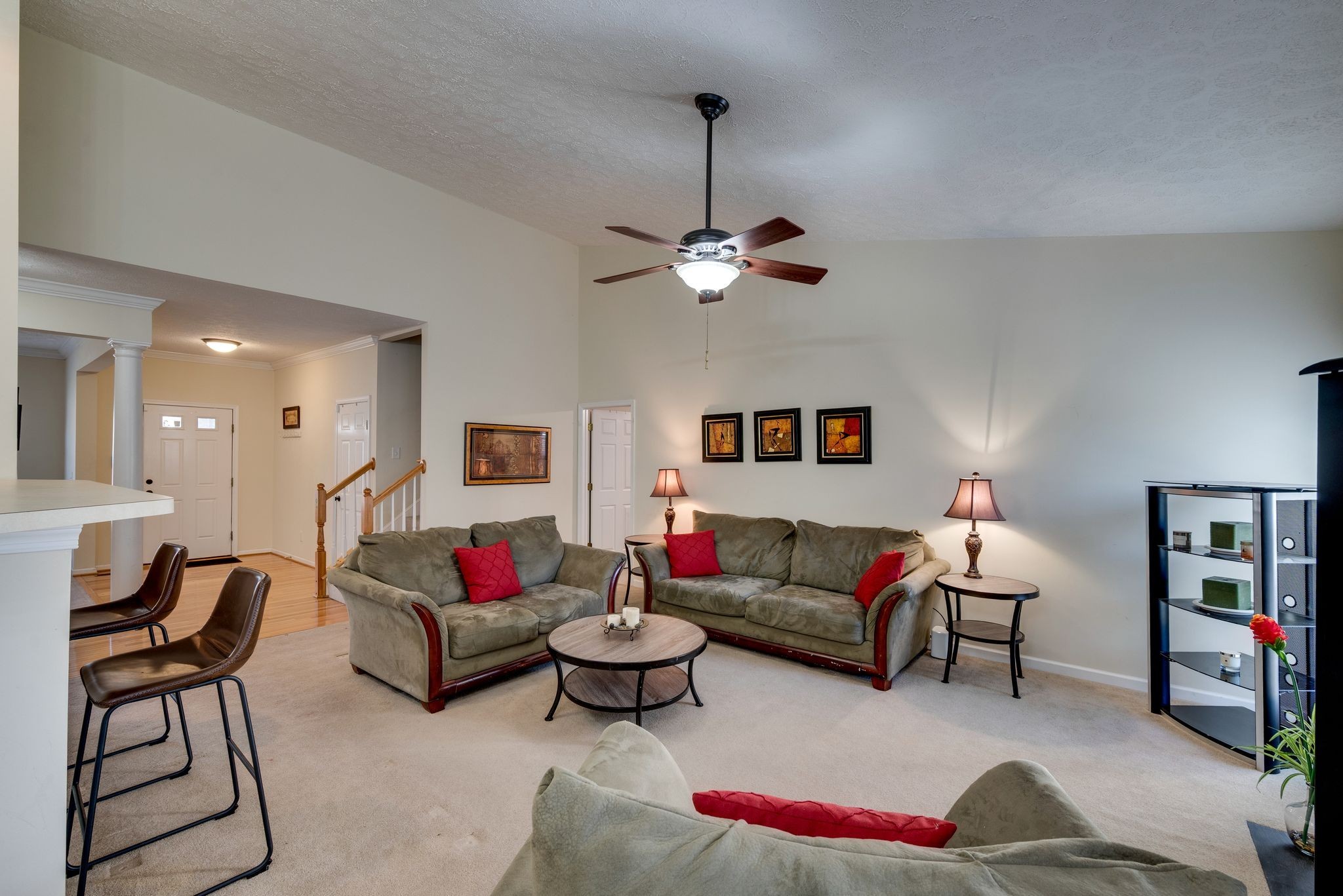 6944 Sunnywood Dr