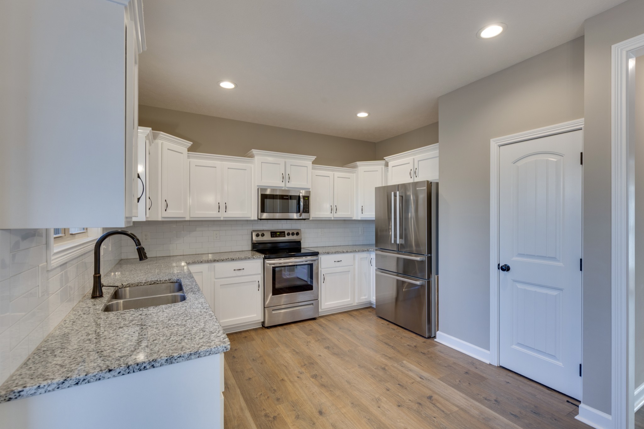 225 Penelope Ln