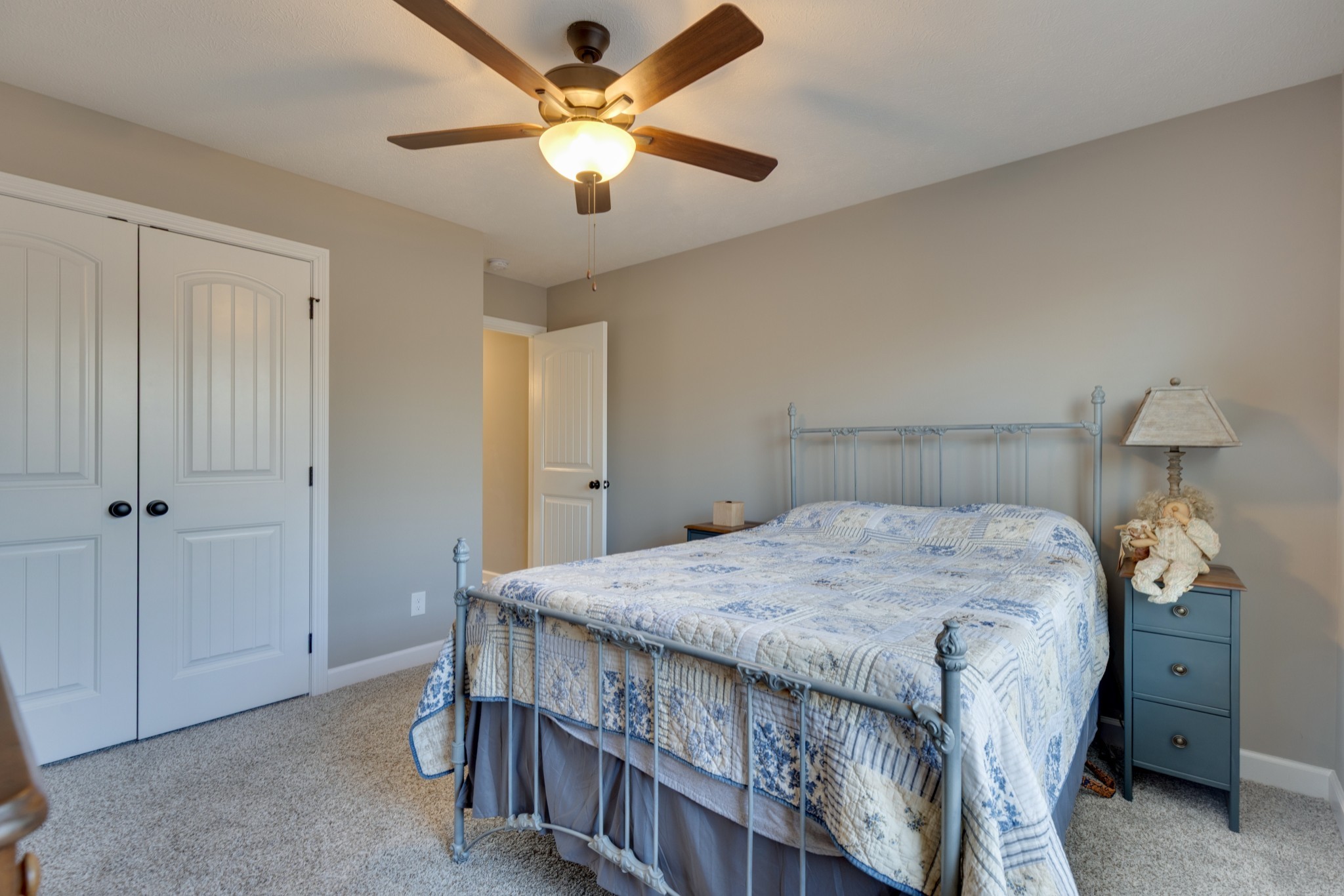 225 Penelope Ln