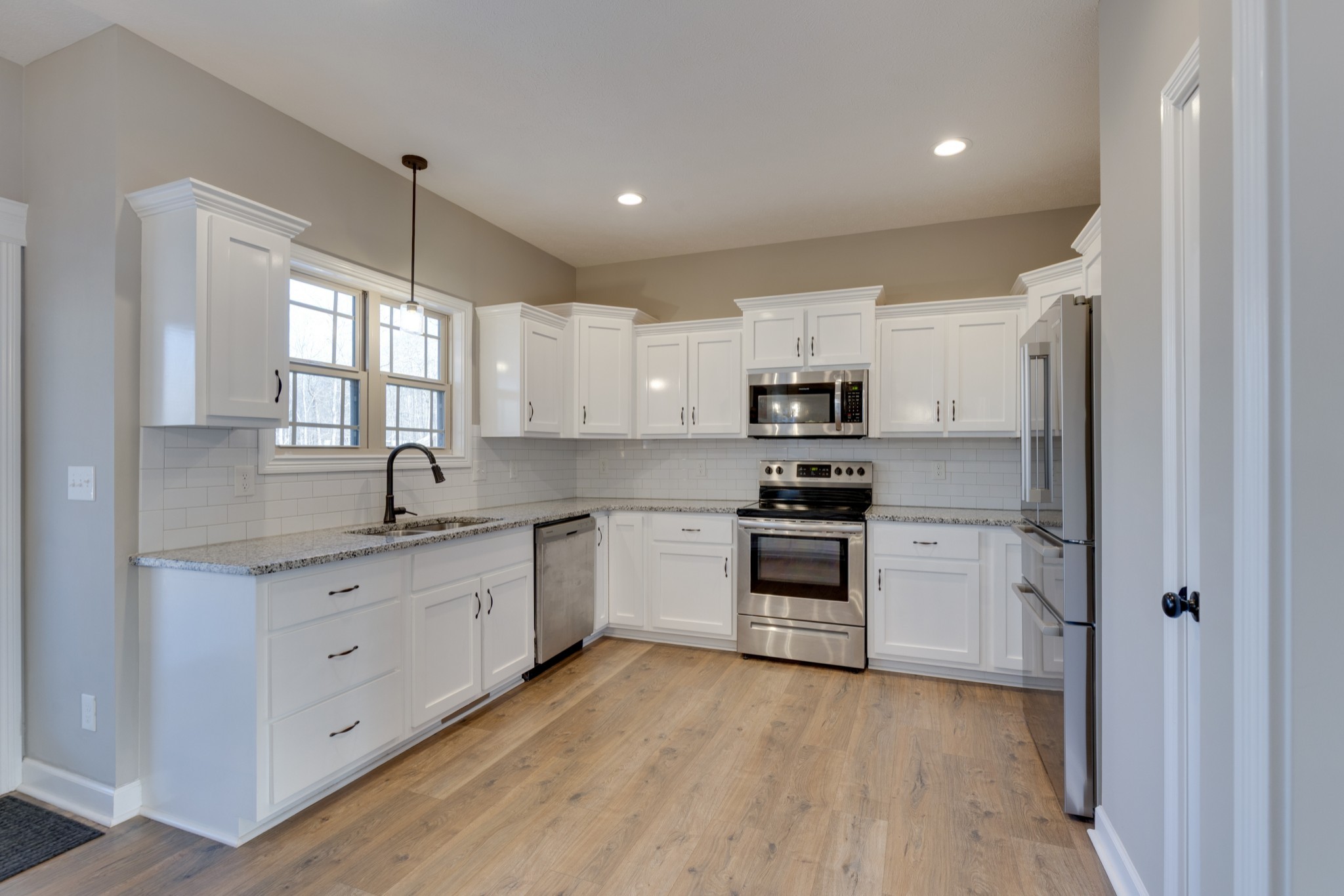 225 Penelope Ln