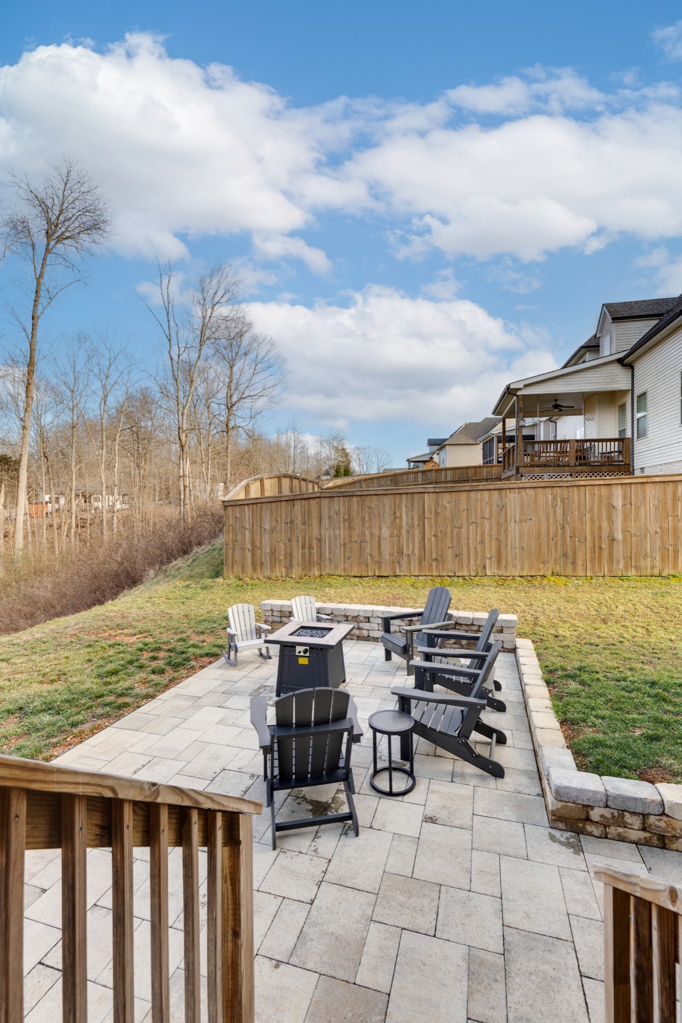 225 Penelope Ln