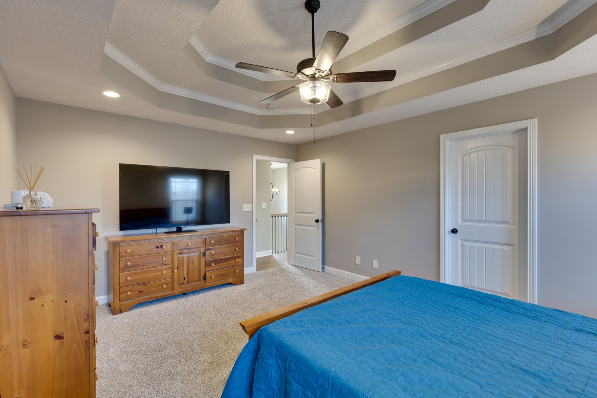 225 Penelope Ln