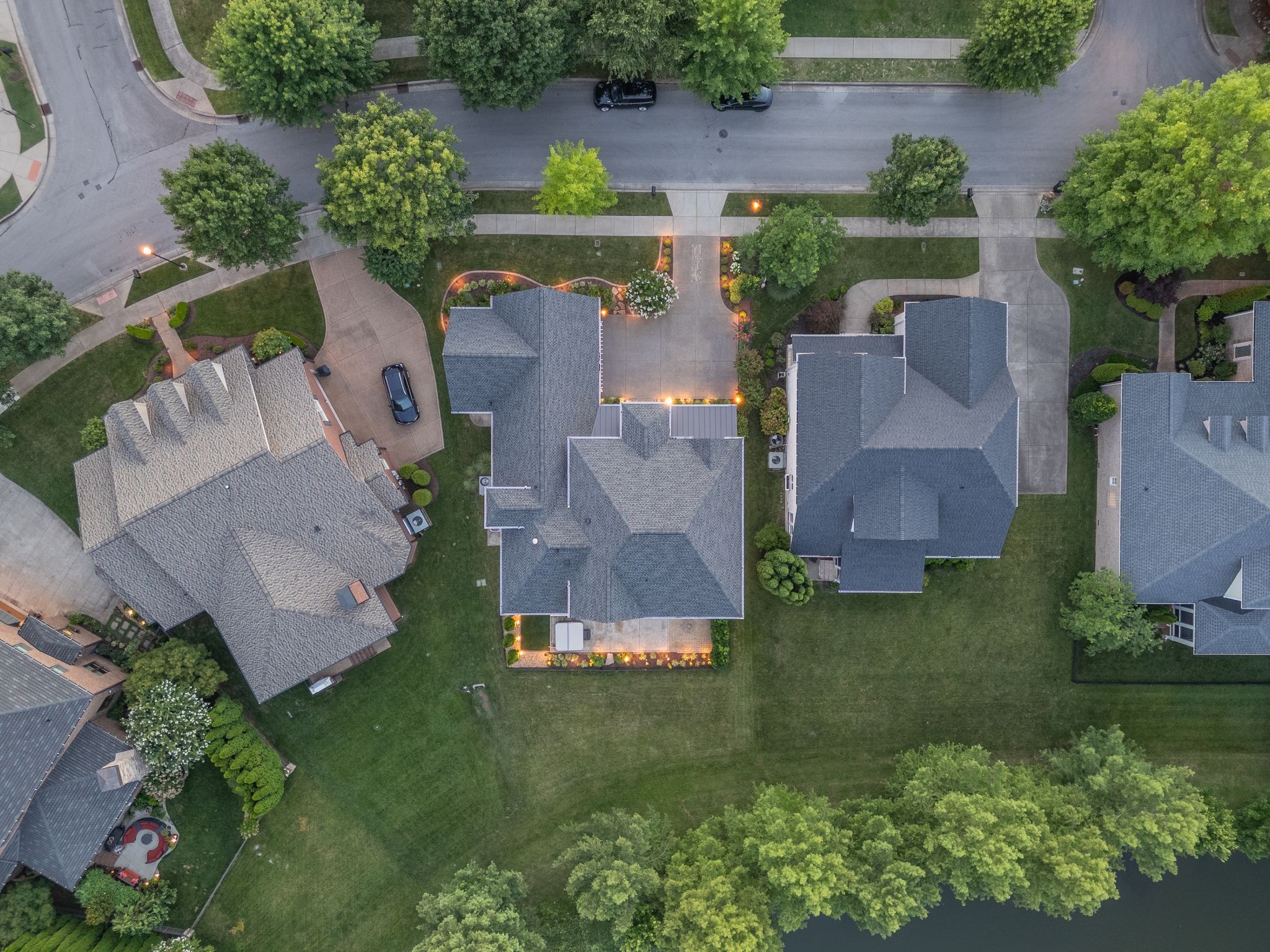 701 Springlake Dr