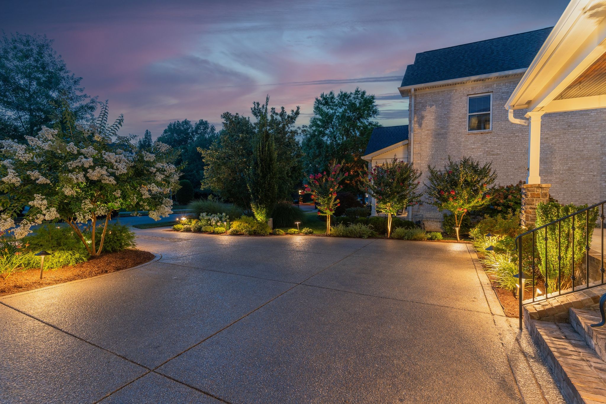 701 Springlake Dr