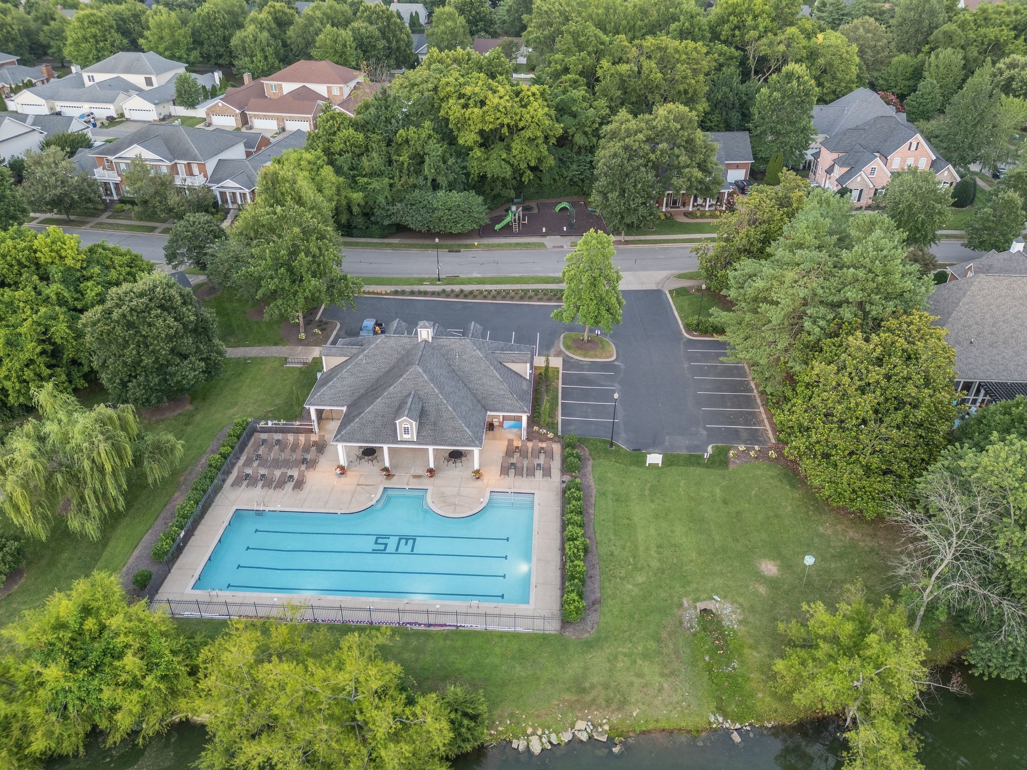 701 Springlake Dr