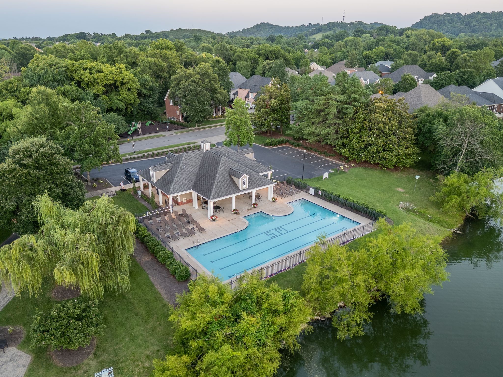701 Springlake Dr