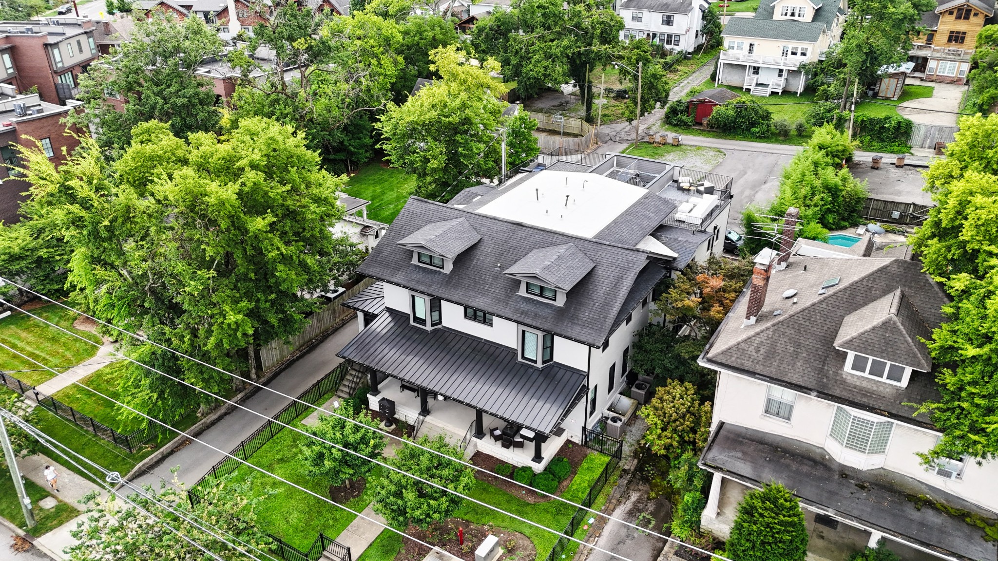 1707 Blair Blvd Unit: 202