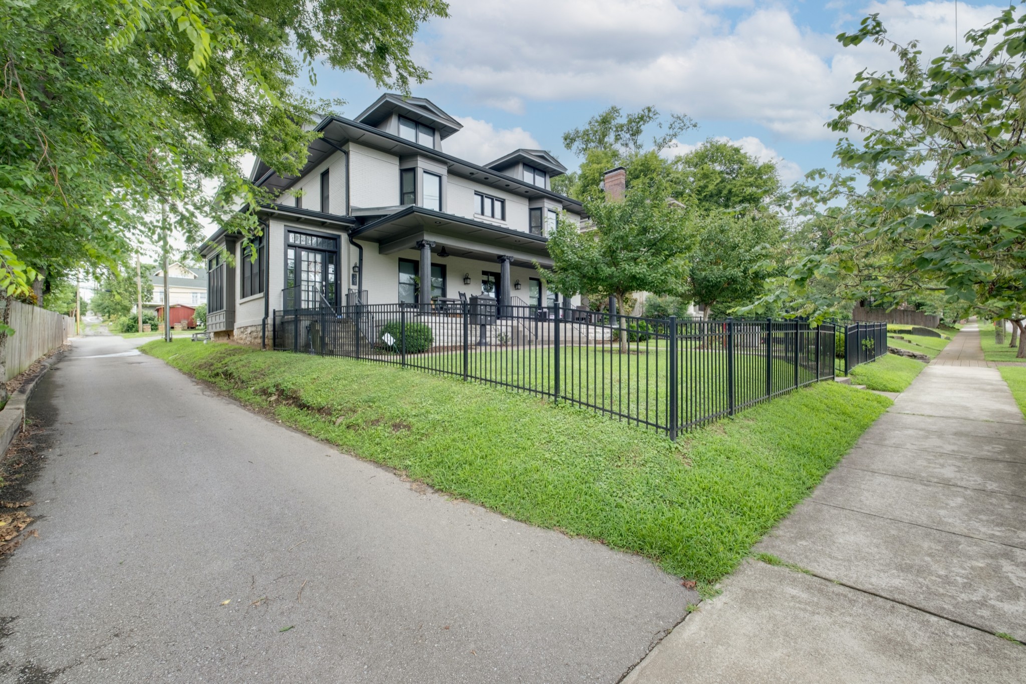 1707 Blair Blvd Unit: 202