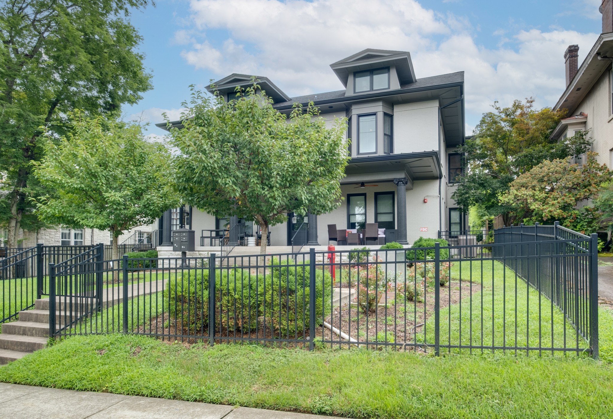 1707 Blair Blvd Unit: 202