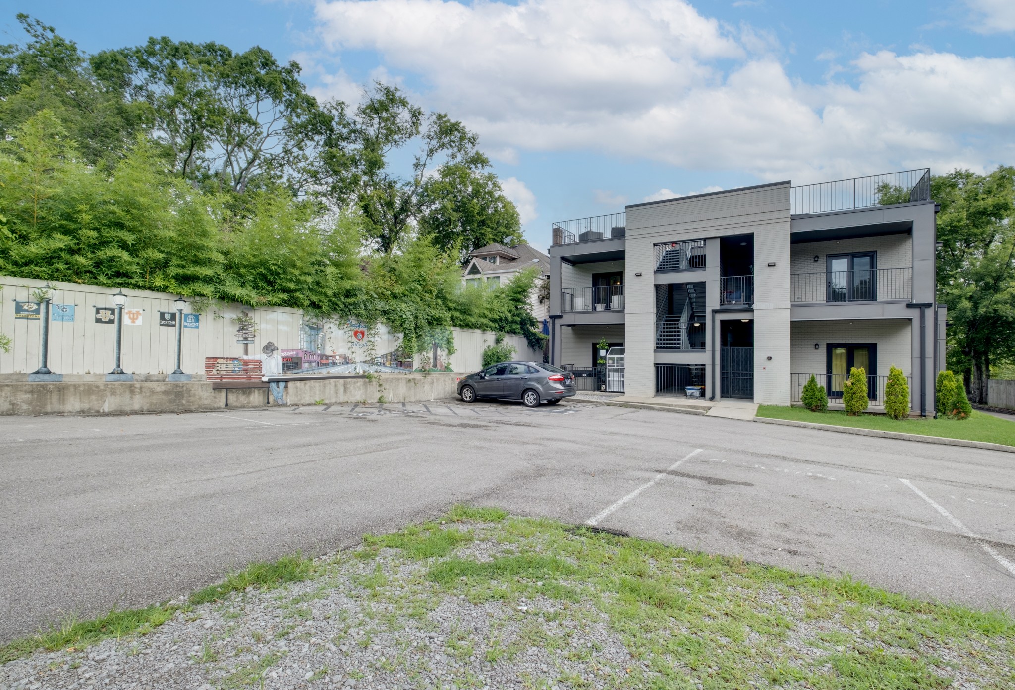 1707 Blair Blvd Unit: 202