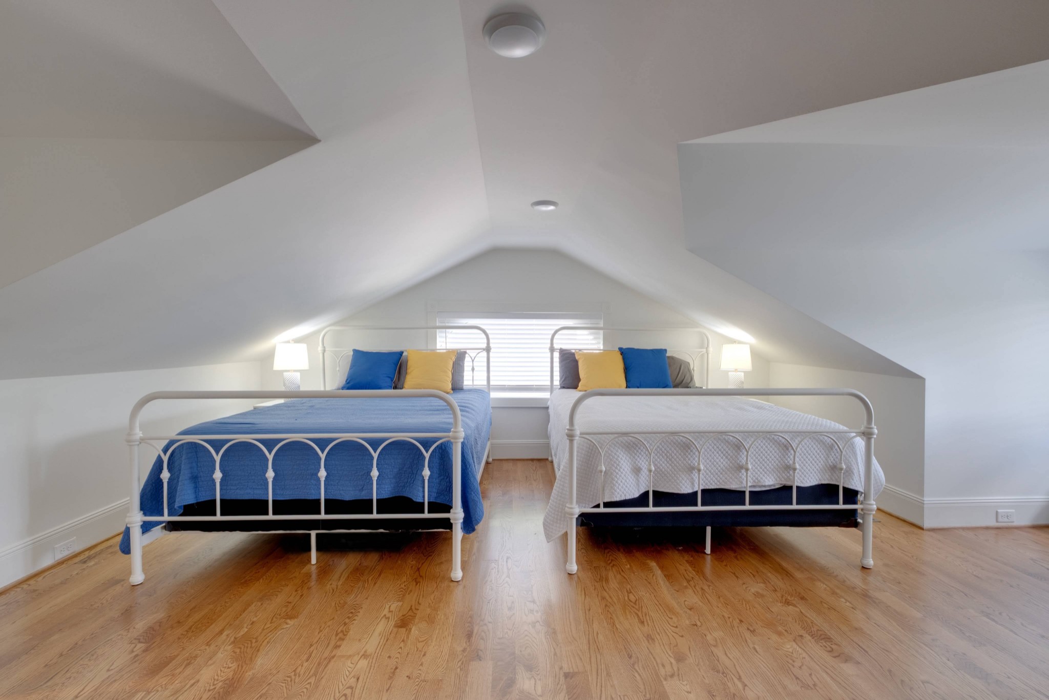 1707 Blair Blvd Unit: 202