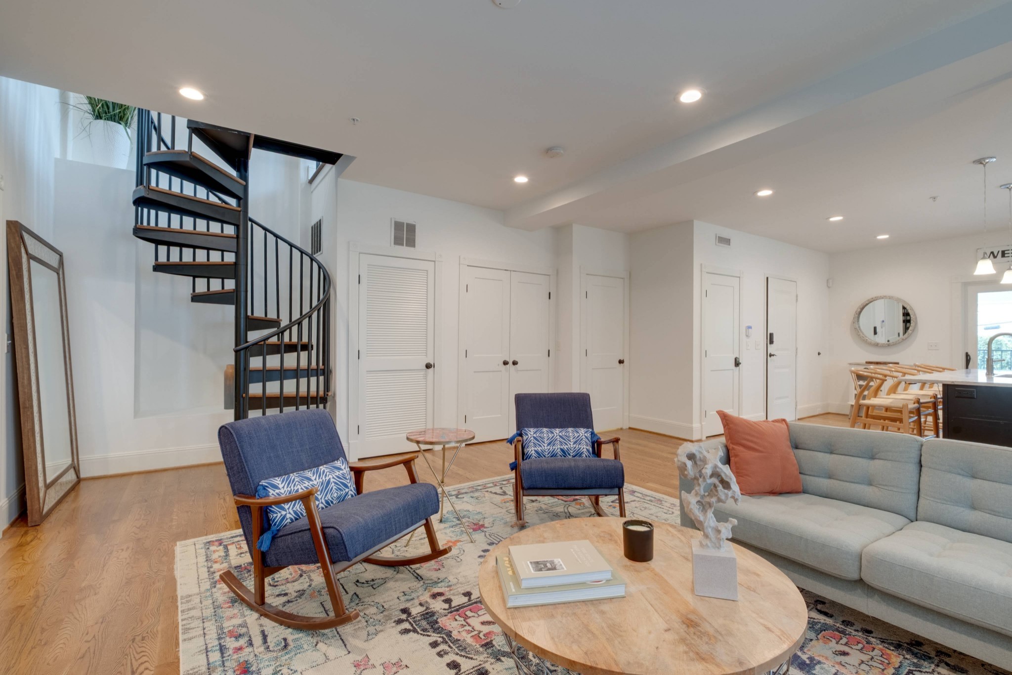 1707 Blair Blvd Unit: 202