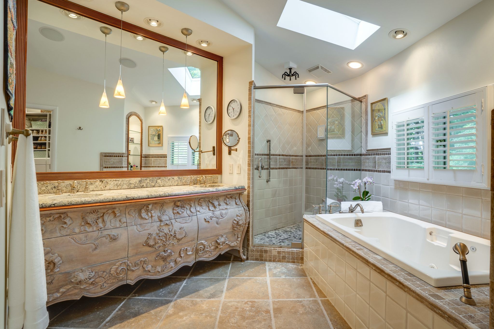 5856 Beauregard Dr