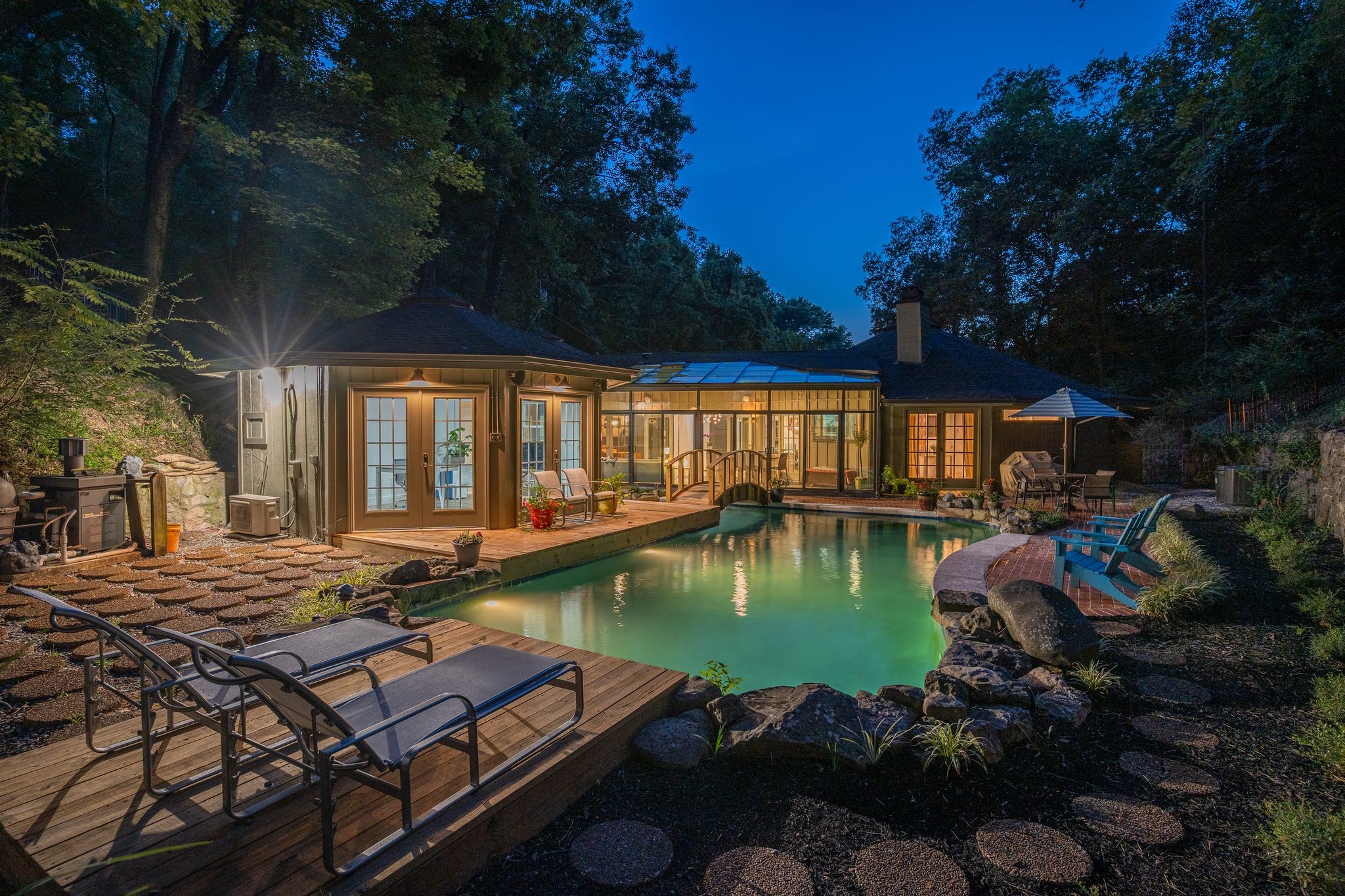 5856 Beauregard Dr