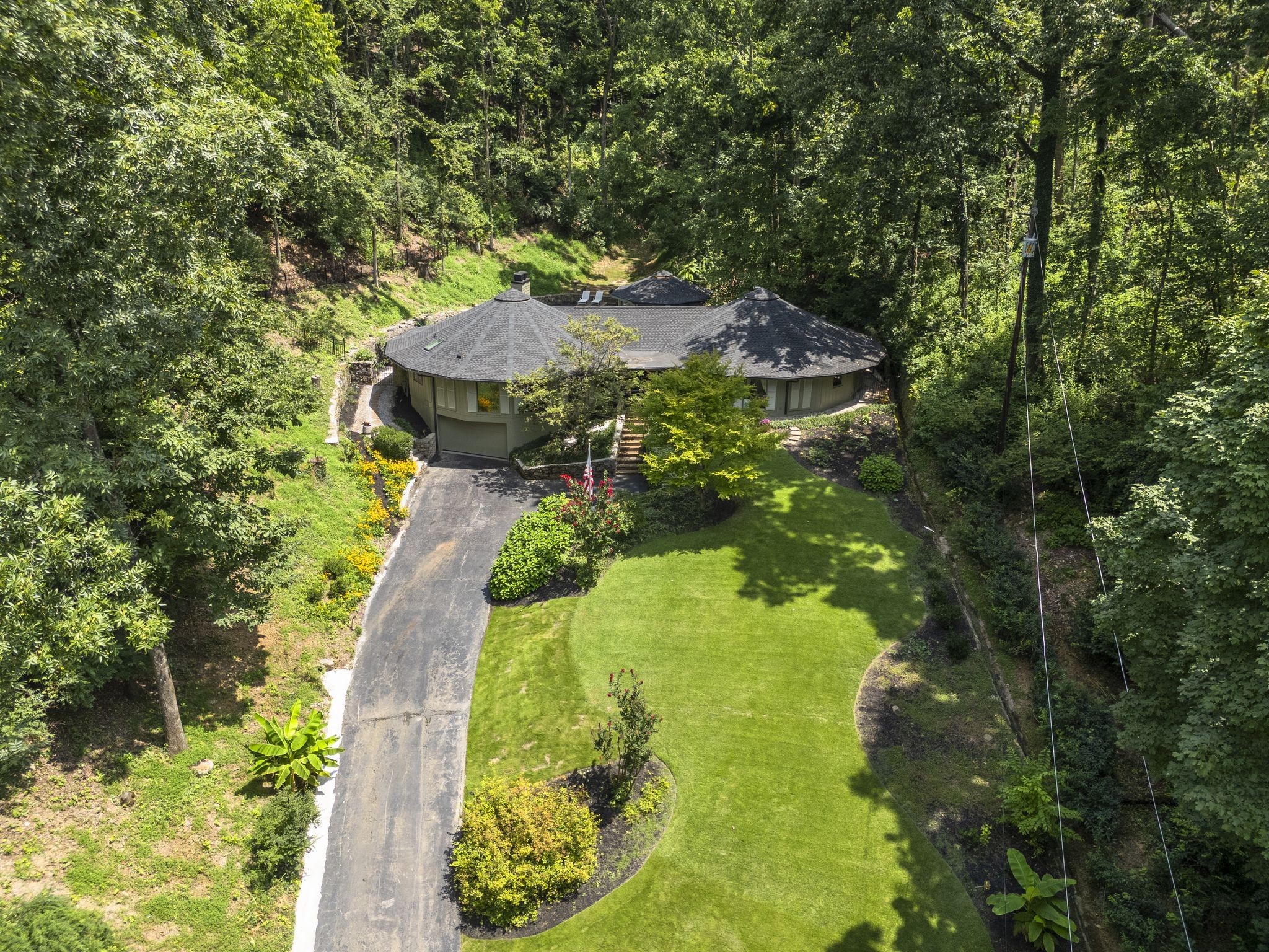 5856 Beauregard Dr