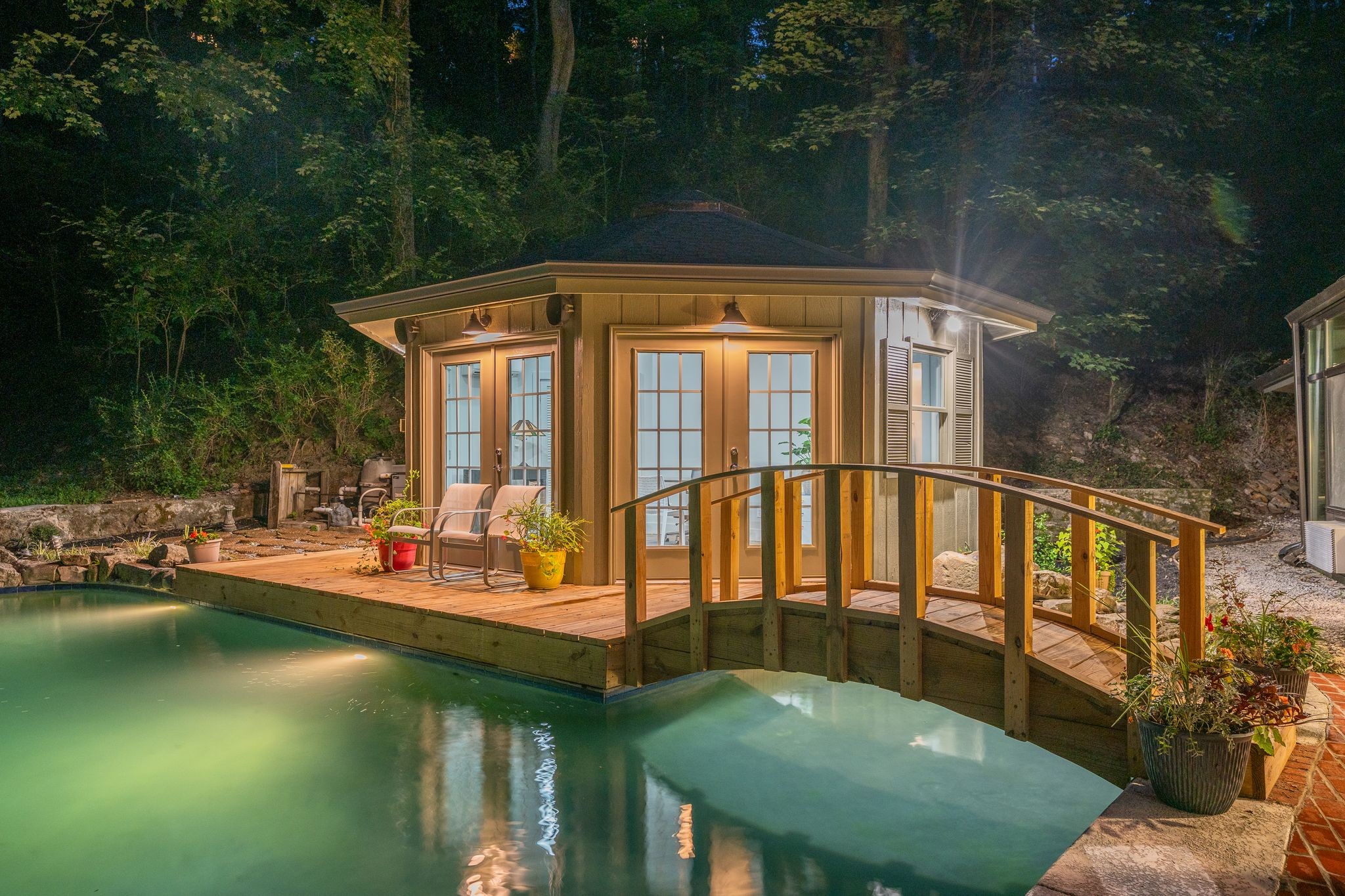 5856 Beauregard Dr