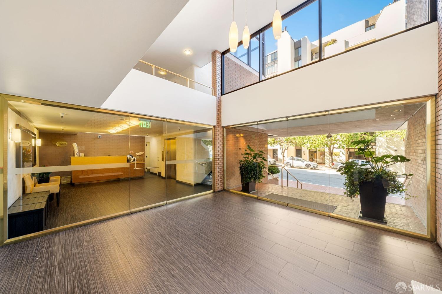 101 Lombard Street Unit: 116E