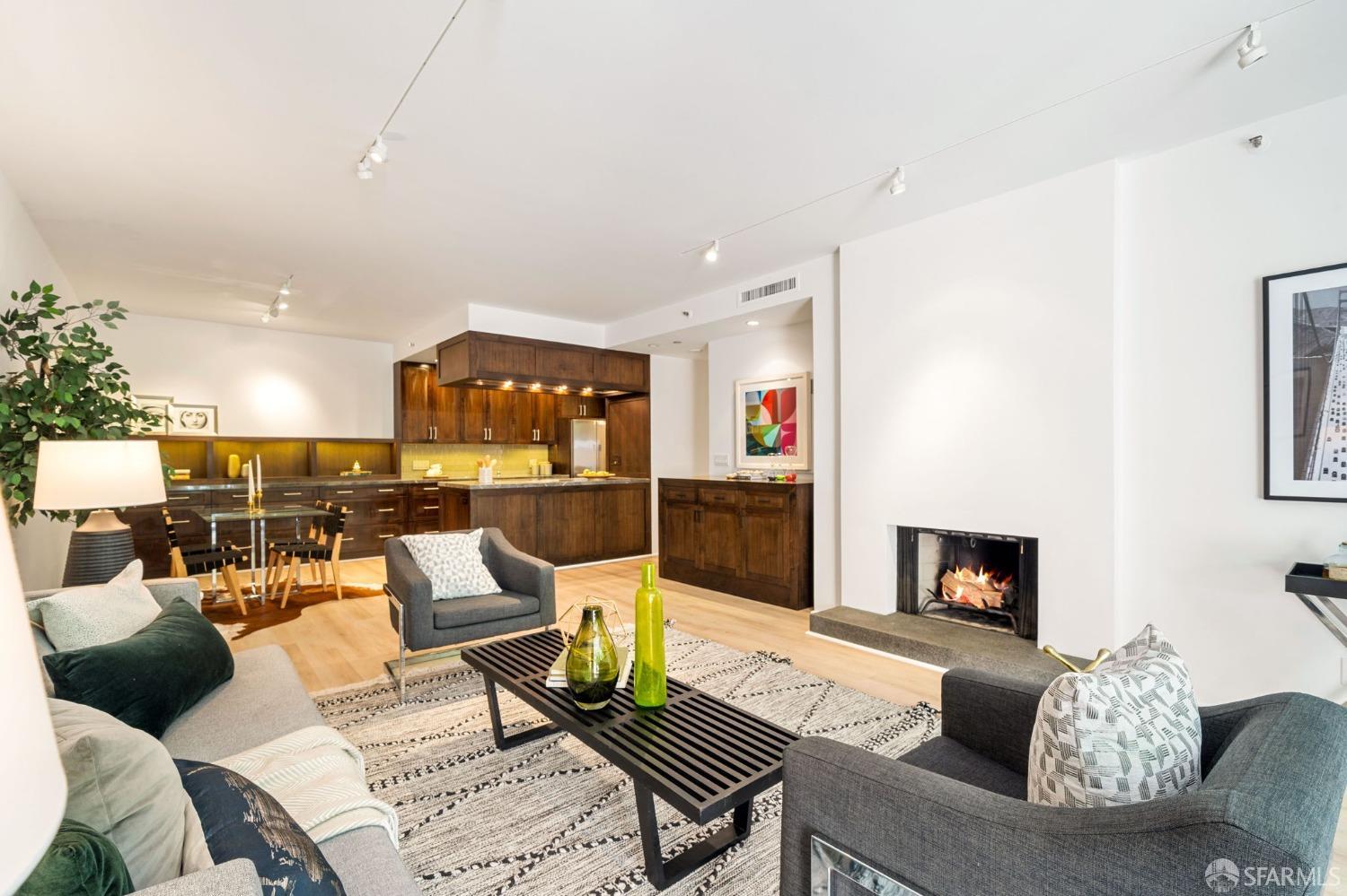 101 Lombard Street Unit: 116E