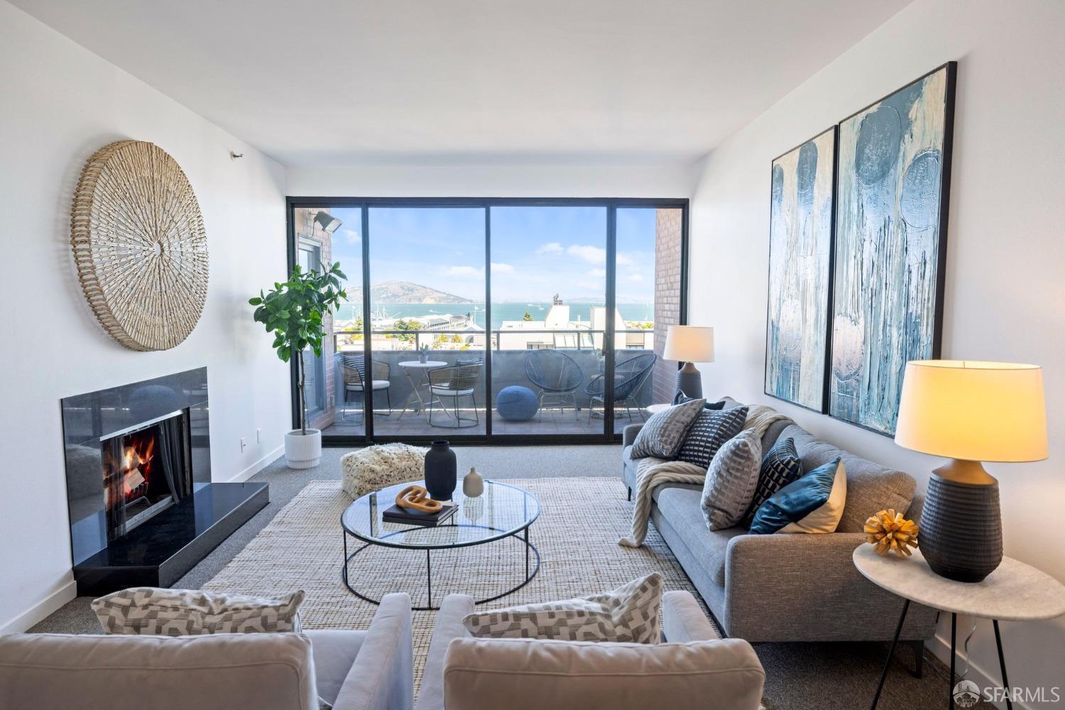 101 Lombard Street # 803W