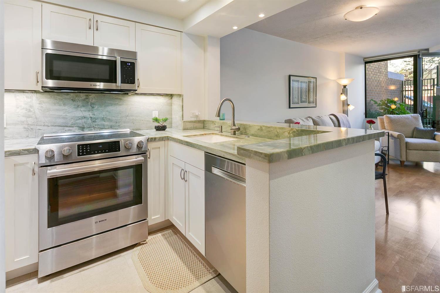101 Lombard Street # 28