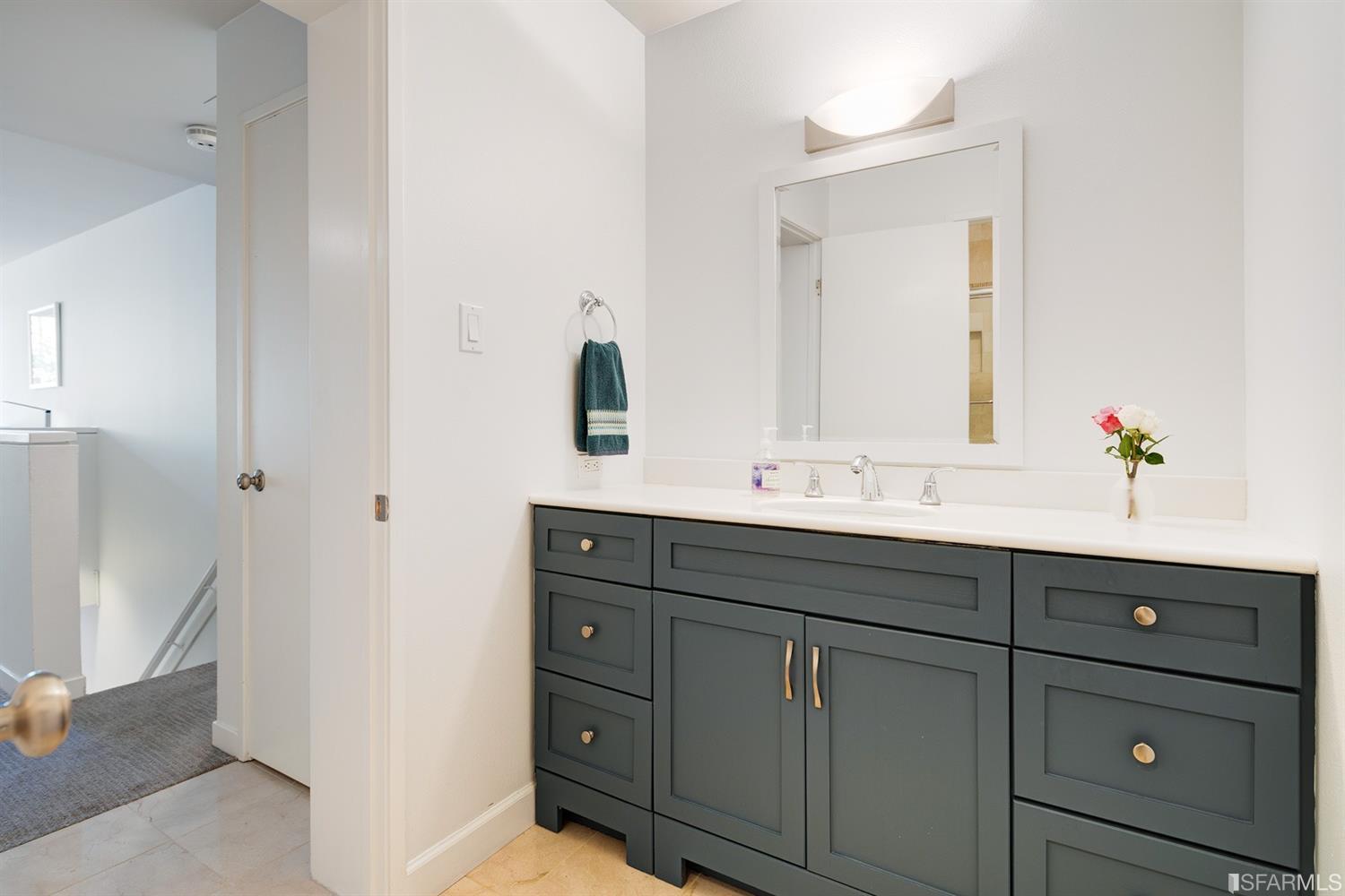 101 Lombard Street # 28