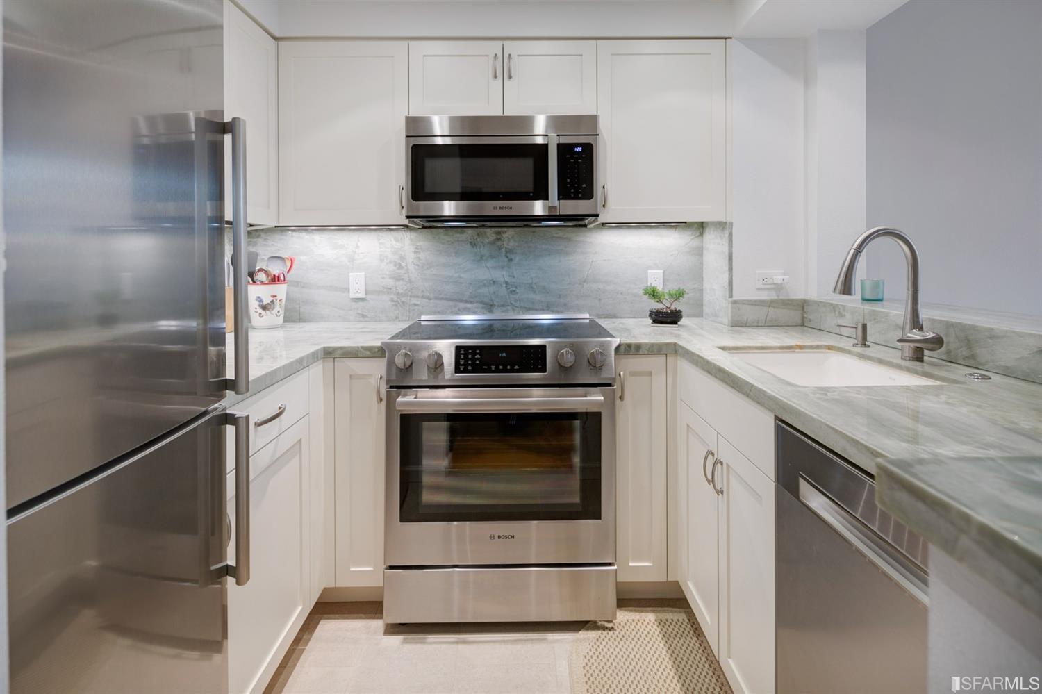 101 Lombard Street # 28
