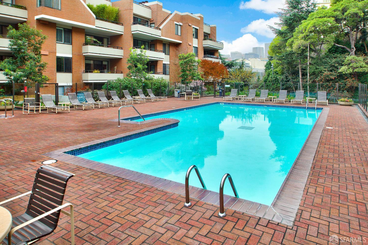 101 Lombard Street # 11