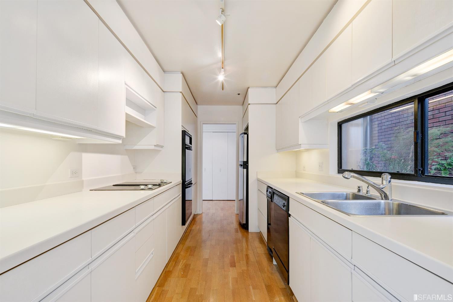 170 Pacific Avenue # 35