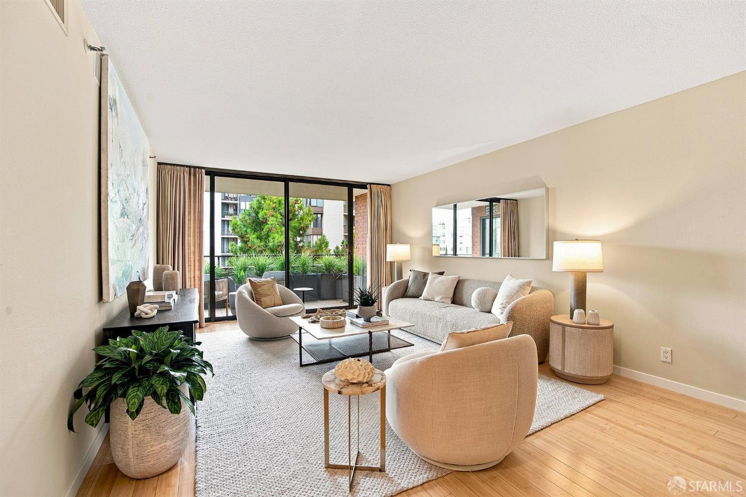 101 Lombard Street # 303W