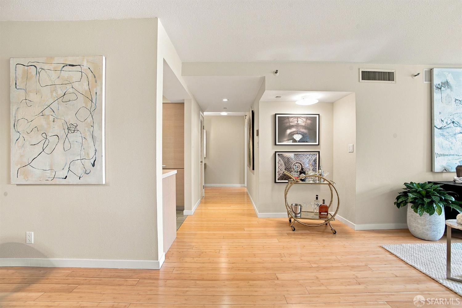 101 Lombard Street # 303W