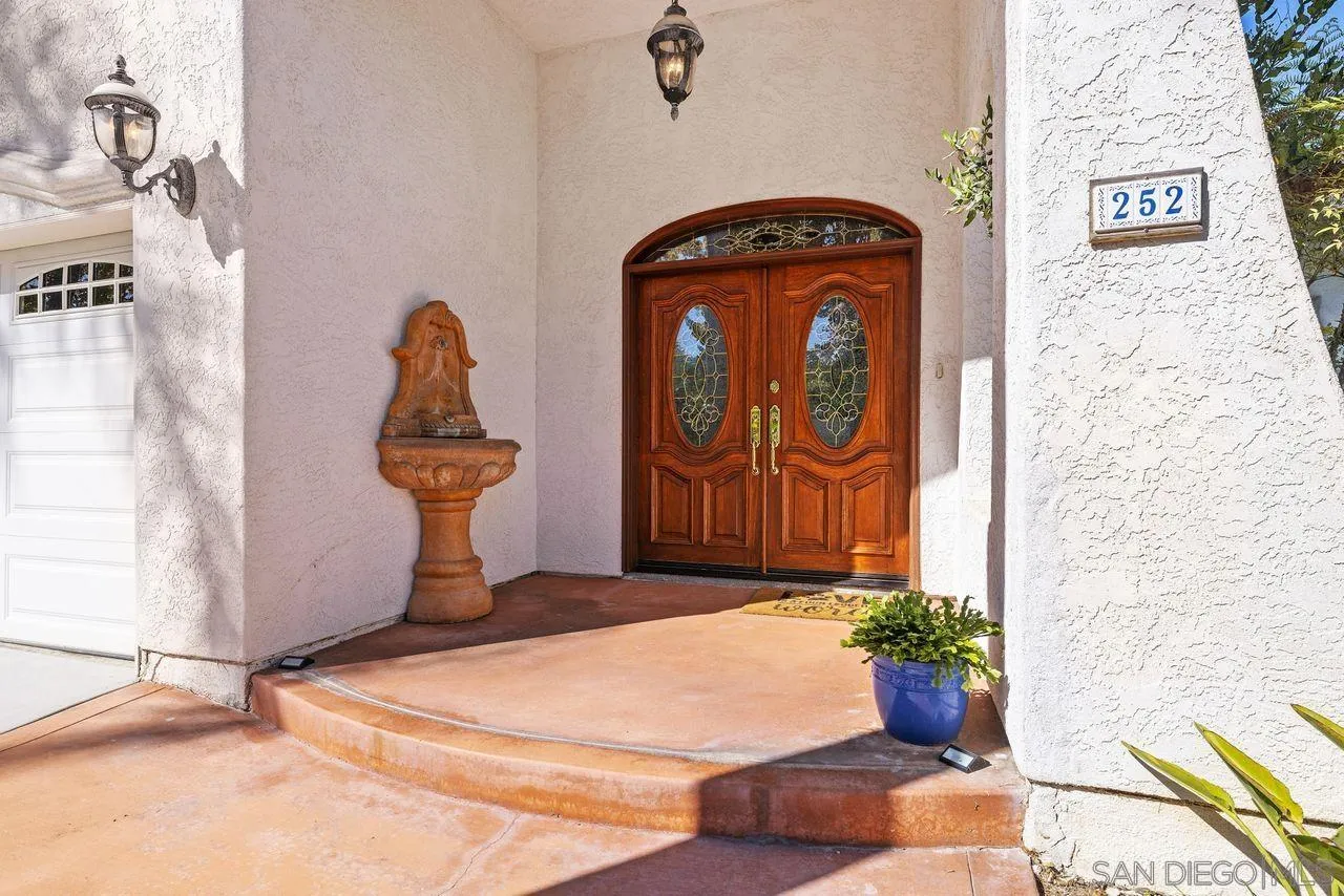 252 Cerro Street