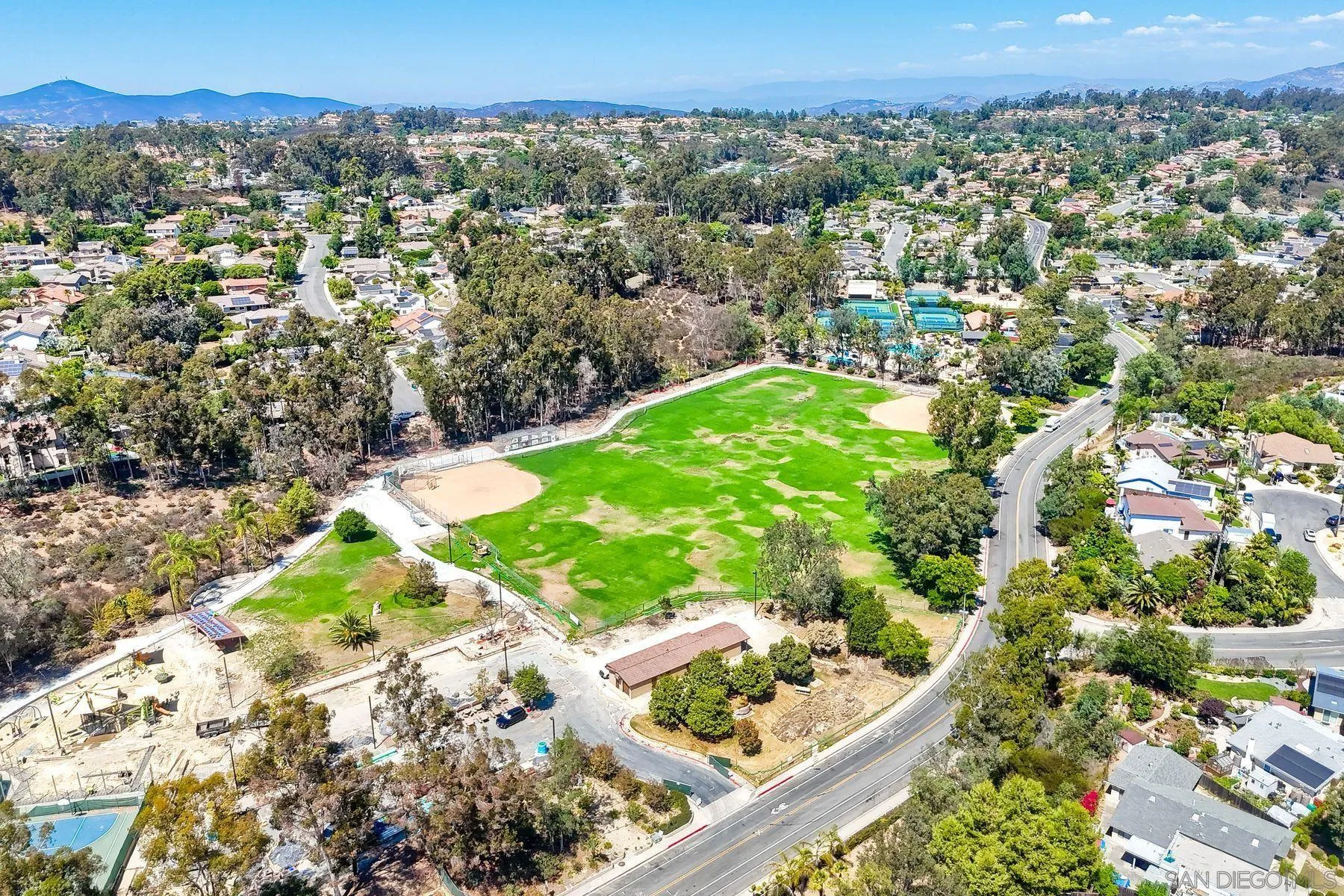 10220 Avenida Magnifica