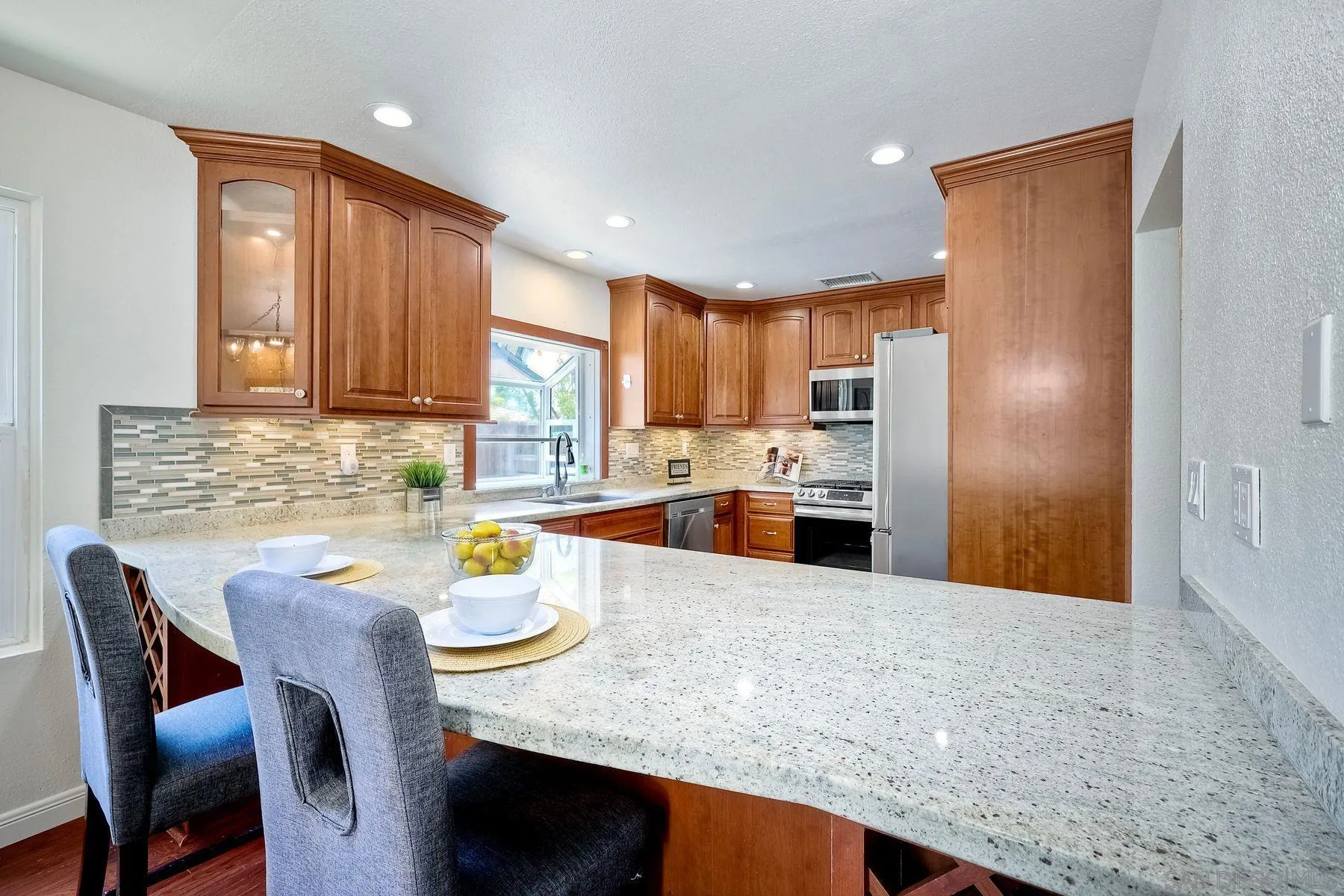 10220 Avenida Magnifica