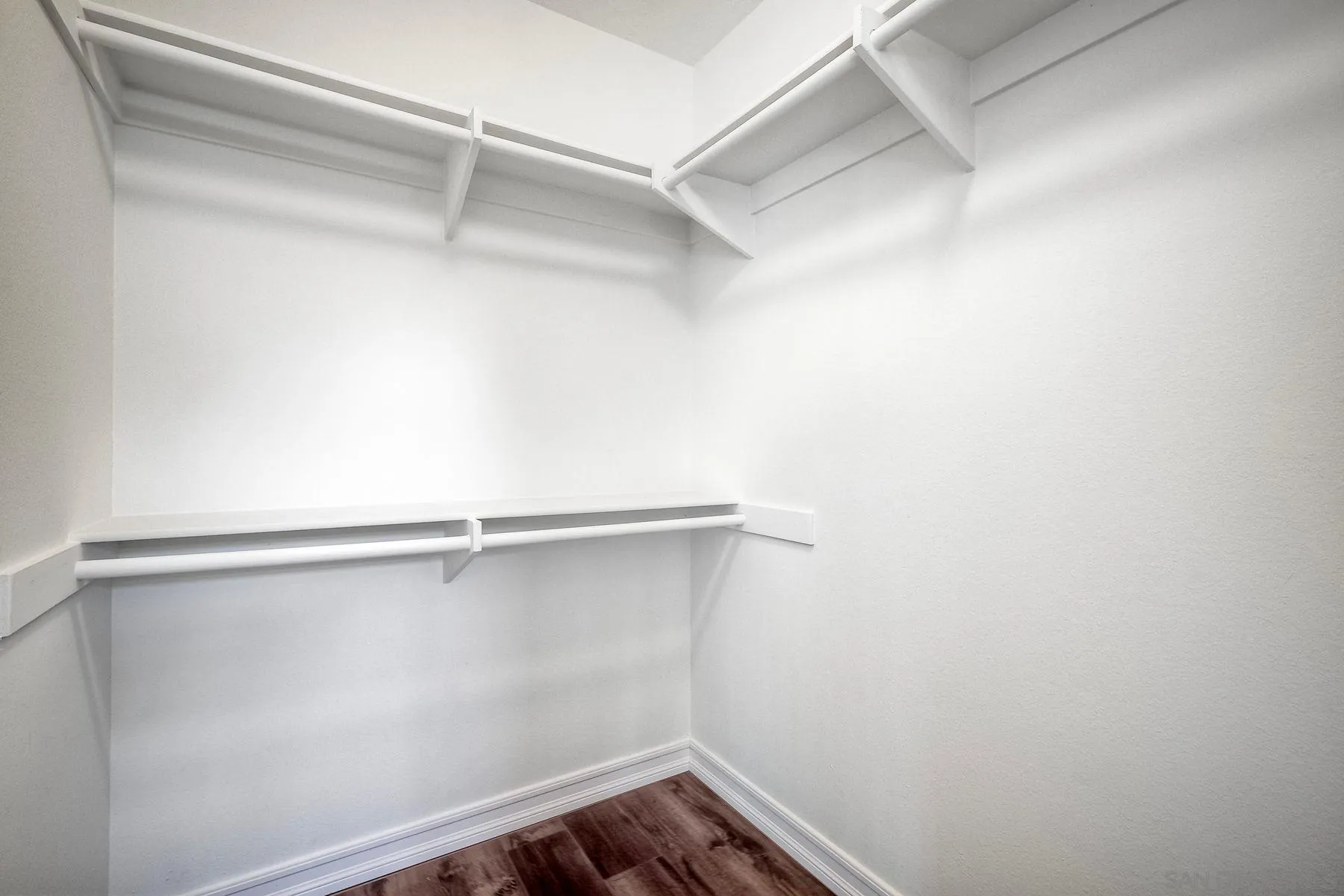 10220 Avenida Magnifica